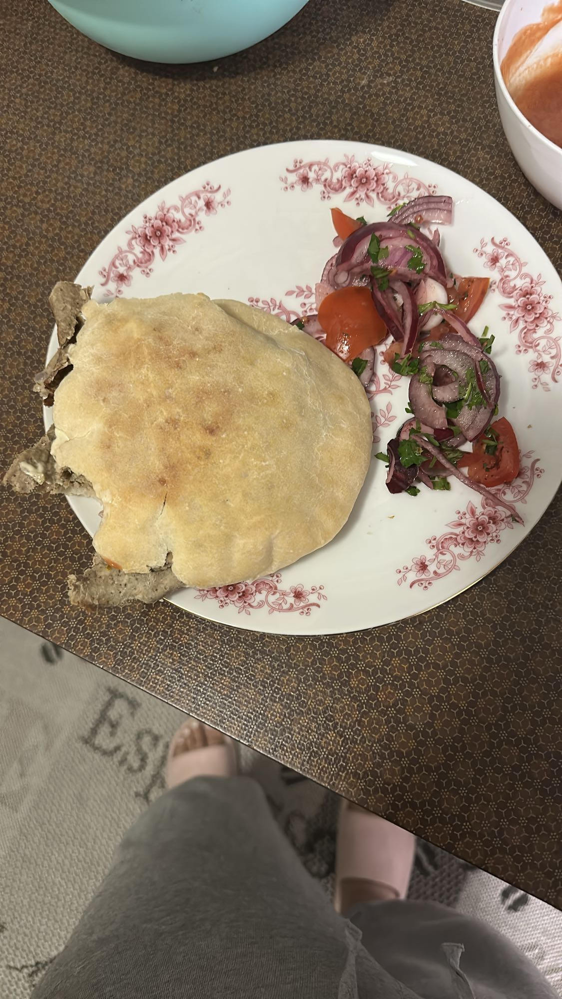 Pita mit Fleisch & Salat