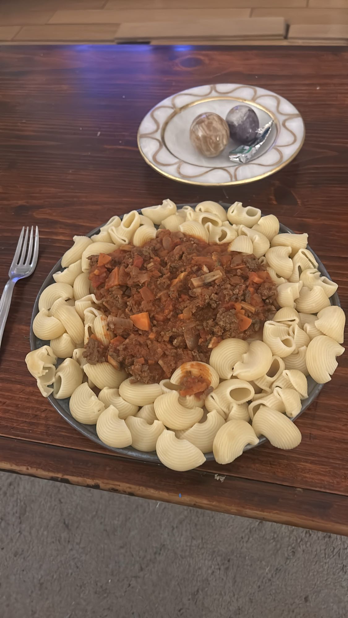 Pâtes à la bolognaise et truffes