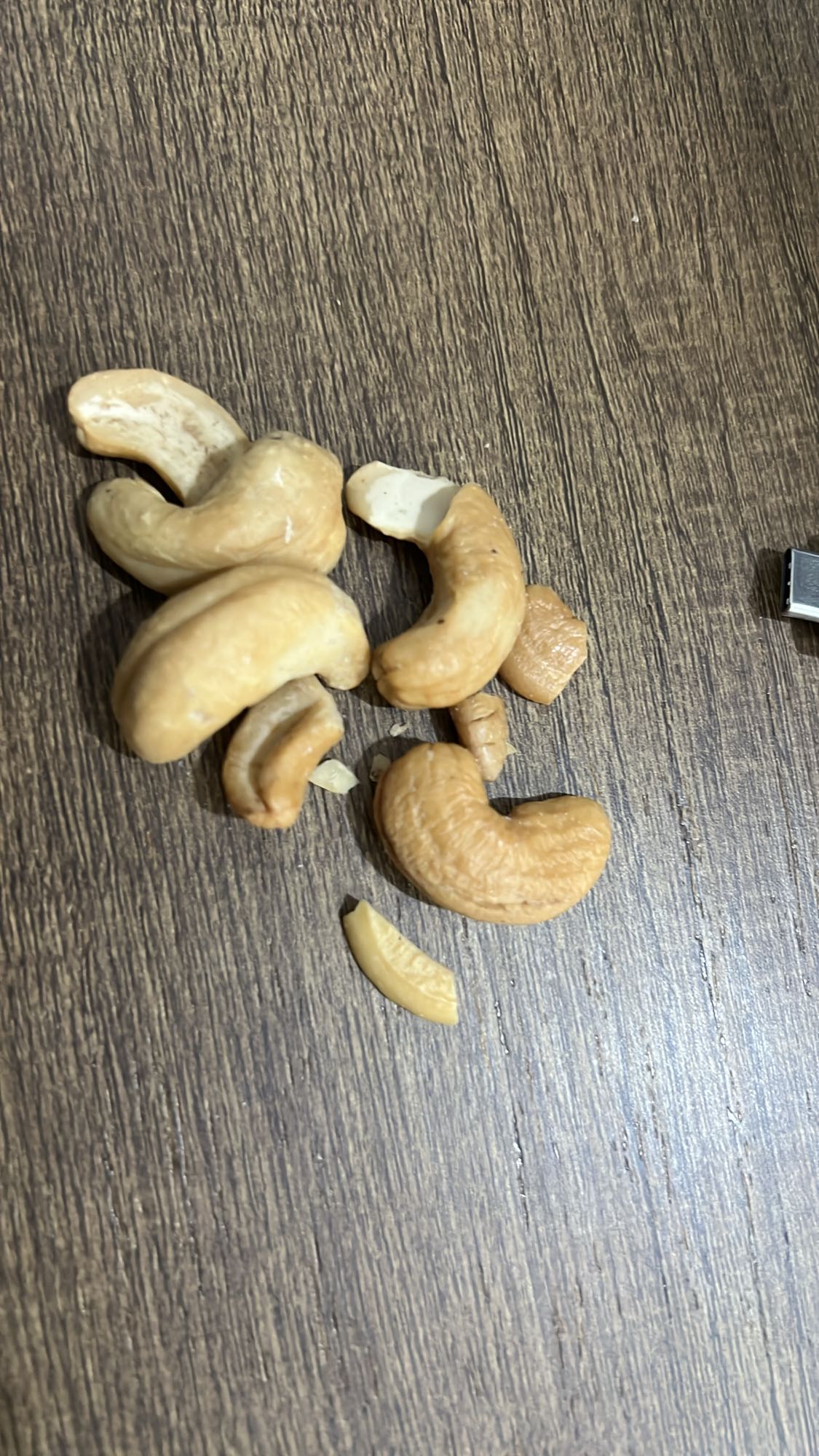 Cashew nuts snack