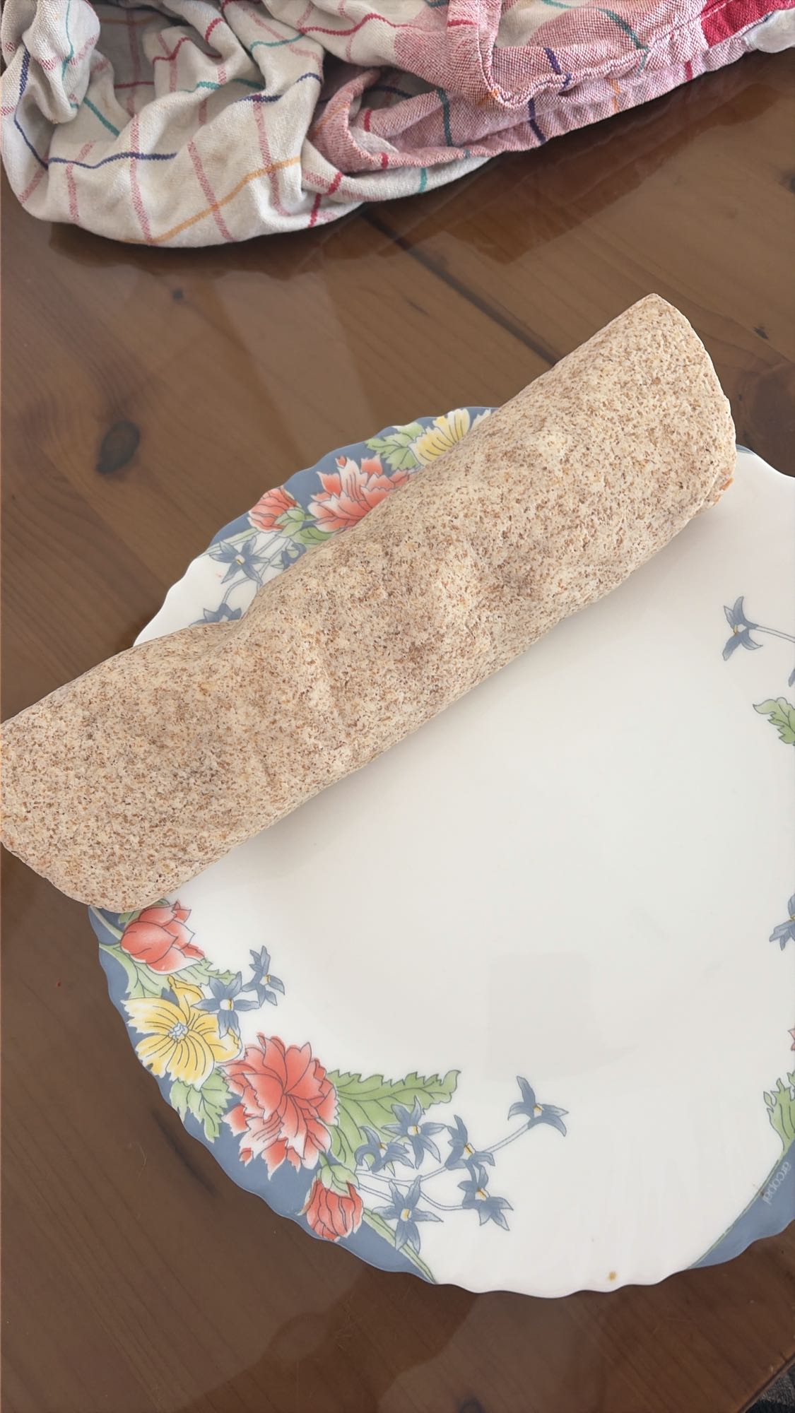 Lipie integrală cu pui și brânză cottage