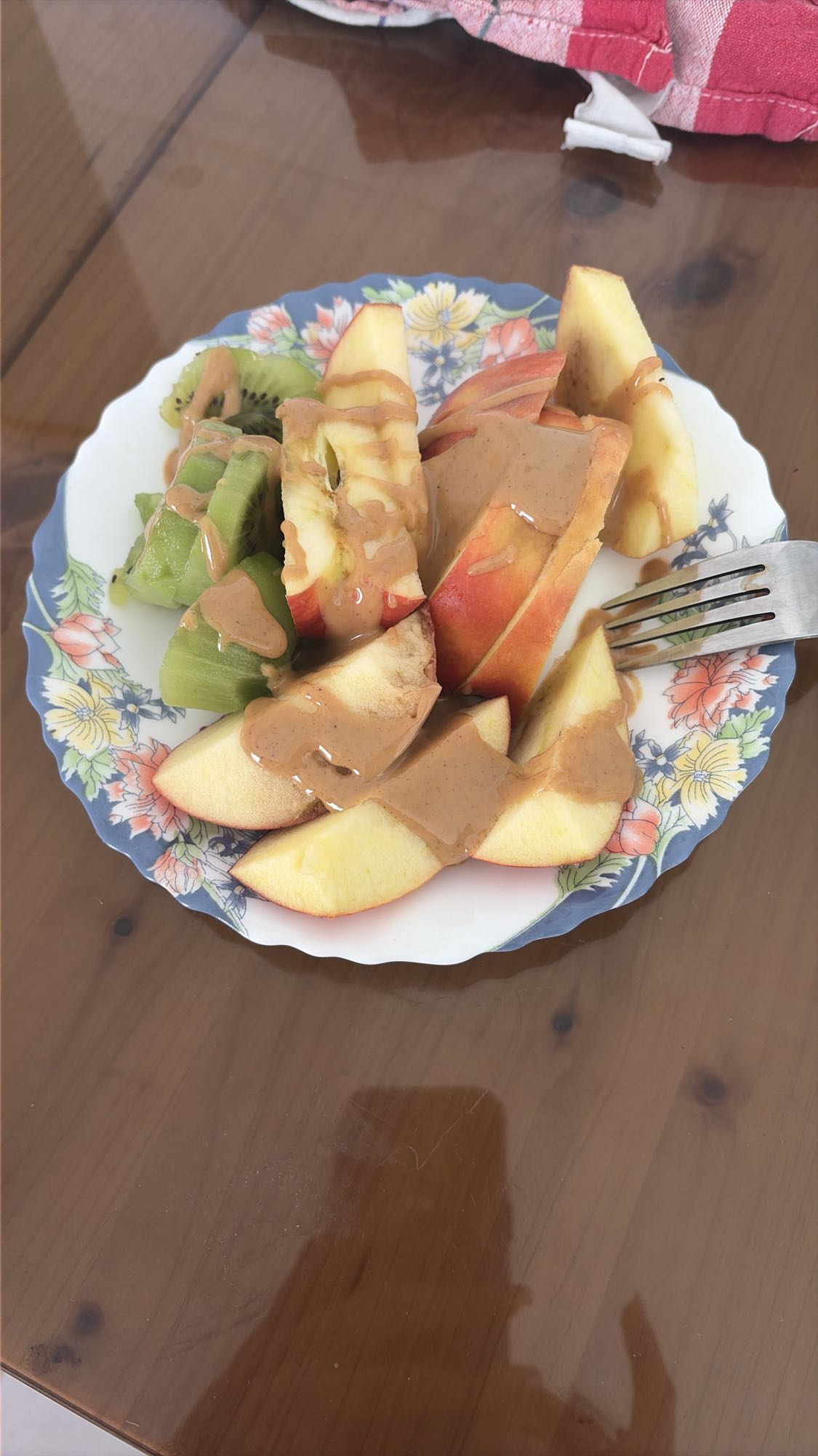 Fructe cu unt de arahide