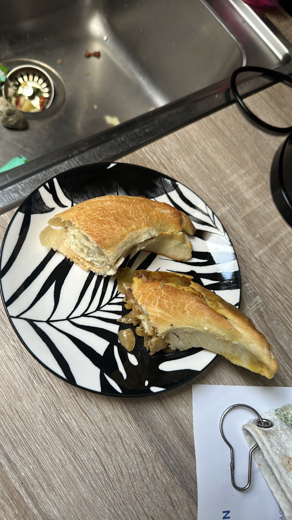 Sandviș cu ceapă și pâine