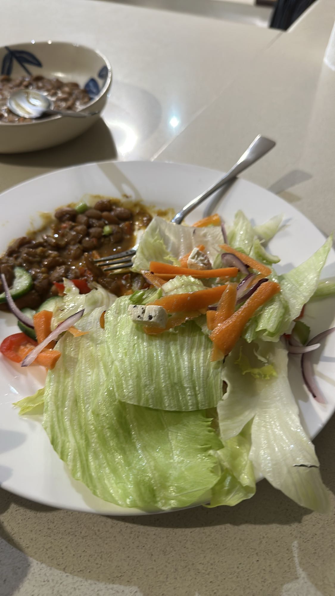 Bean salad with veggies