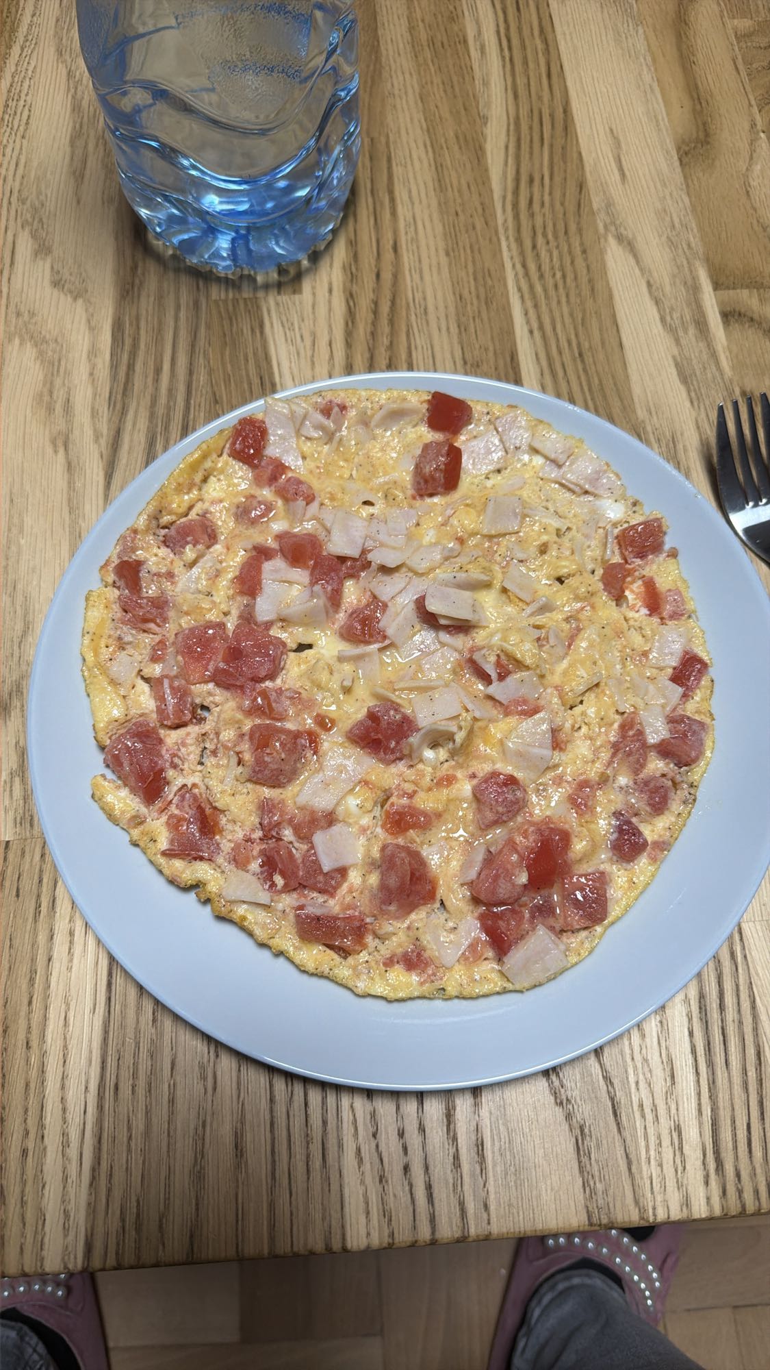 Omlet z szynką i pomidorem