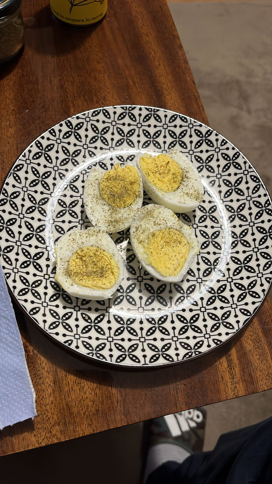 Варени яйца с подправки