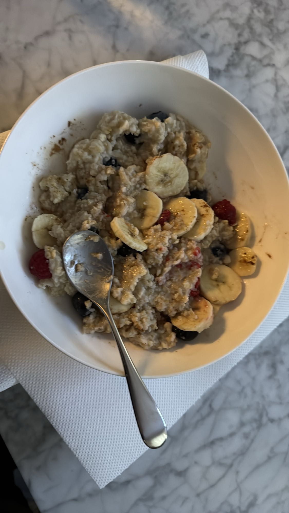 Βρώμη με φρούτα