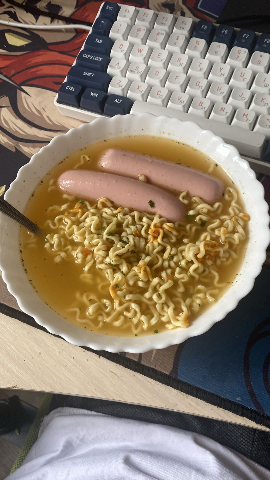 лапша с сосисками