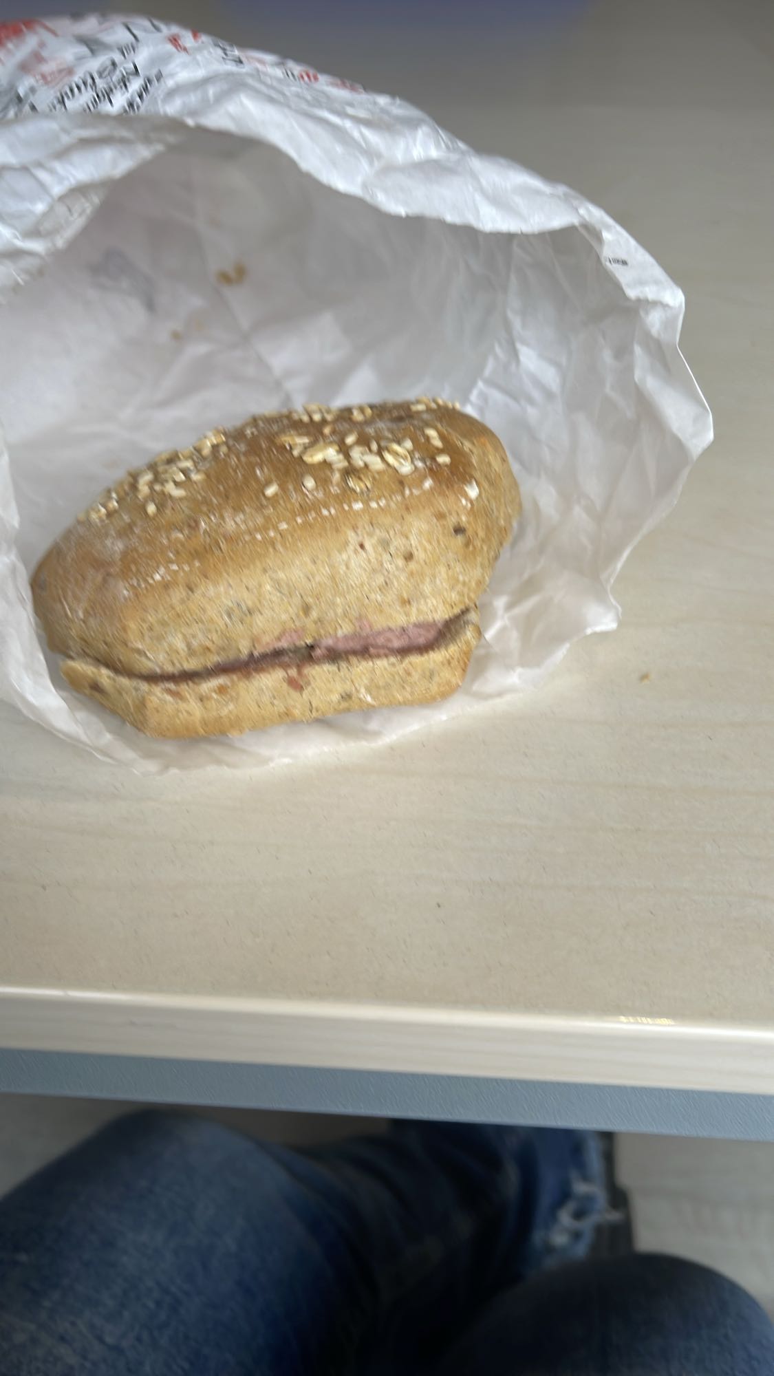 Sandwich mit Vollkornbrot