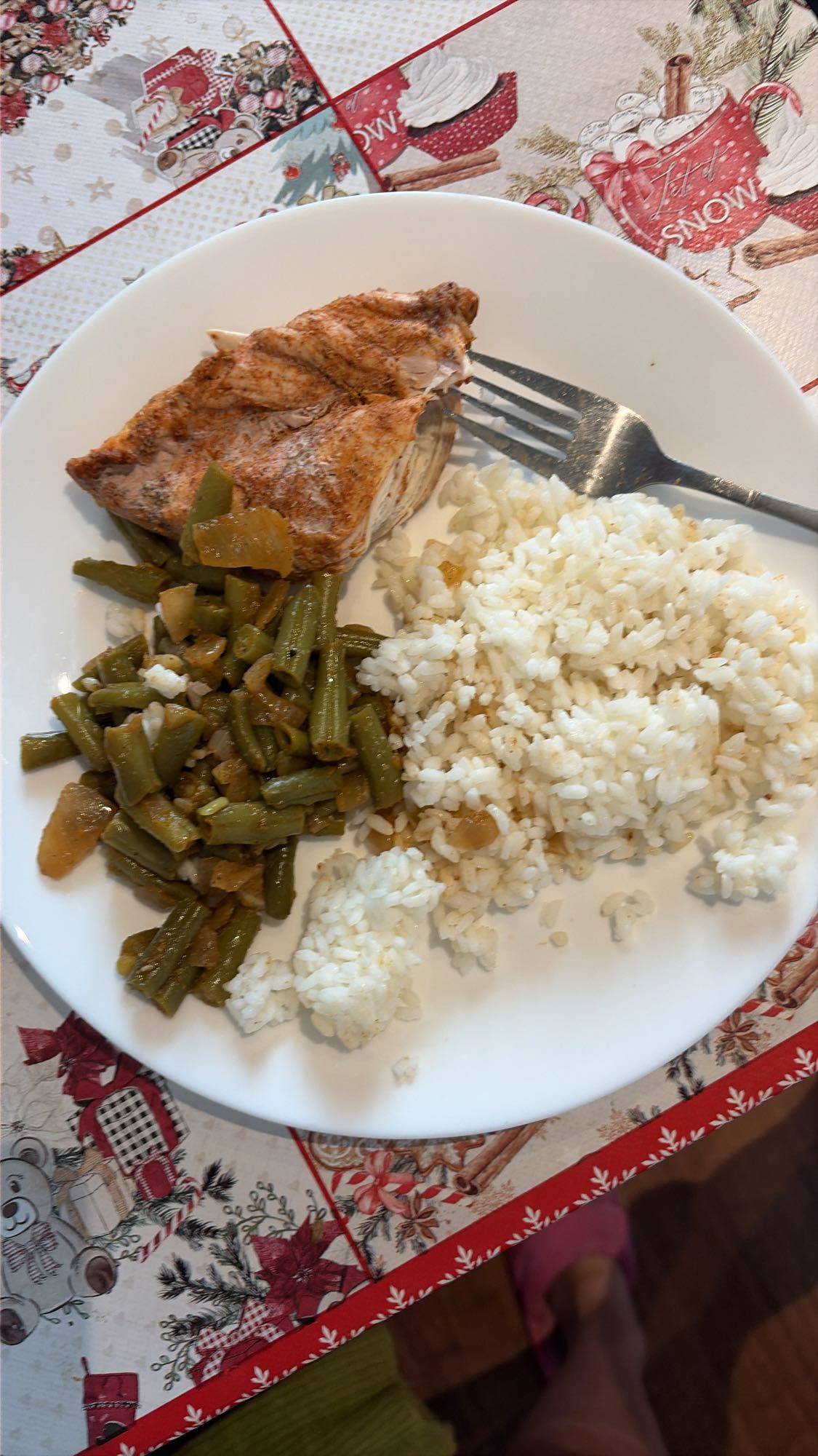 Pui cu orez și fasole verde