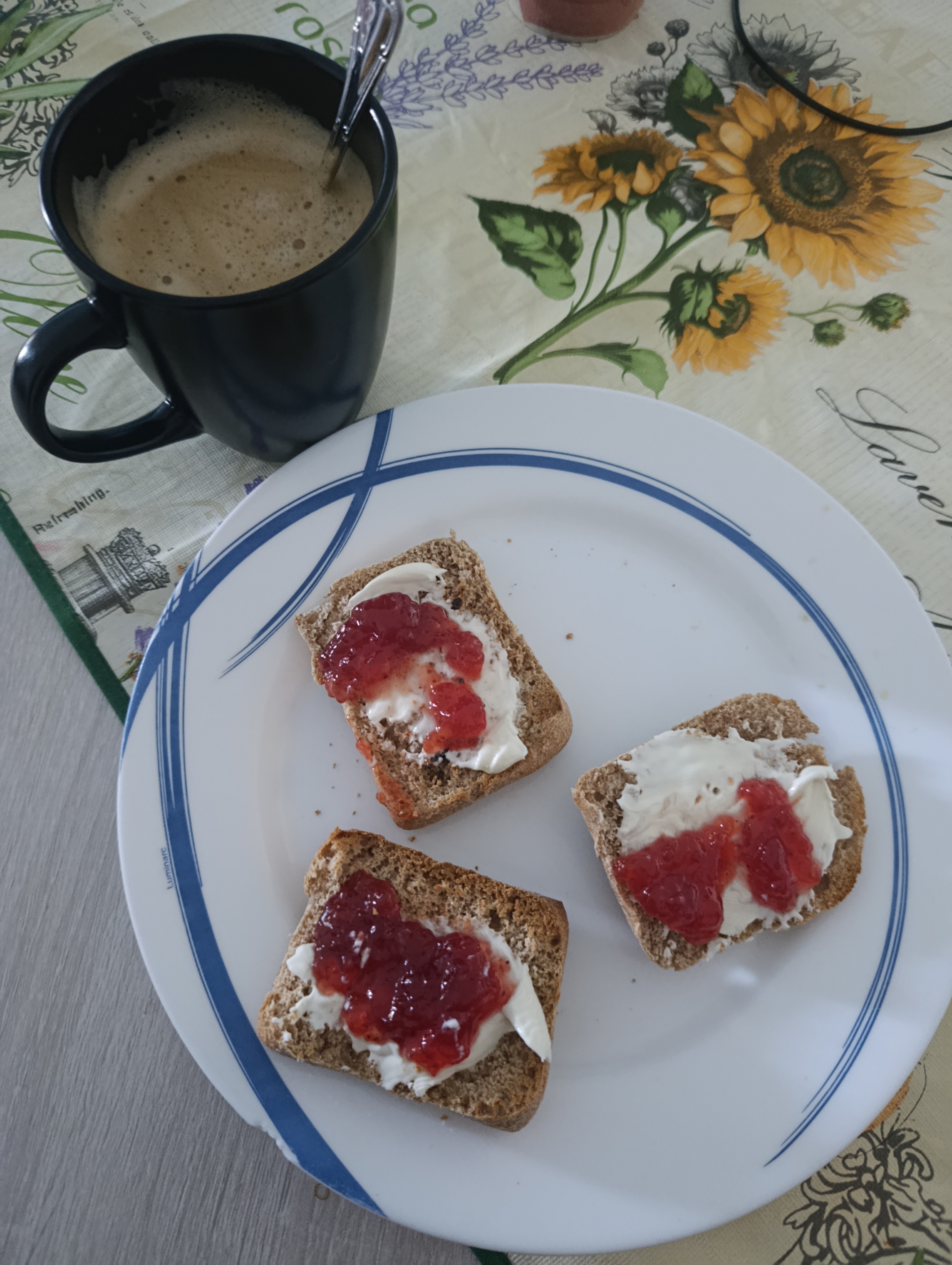 Tostadas con mermelada