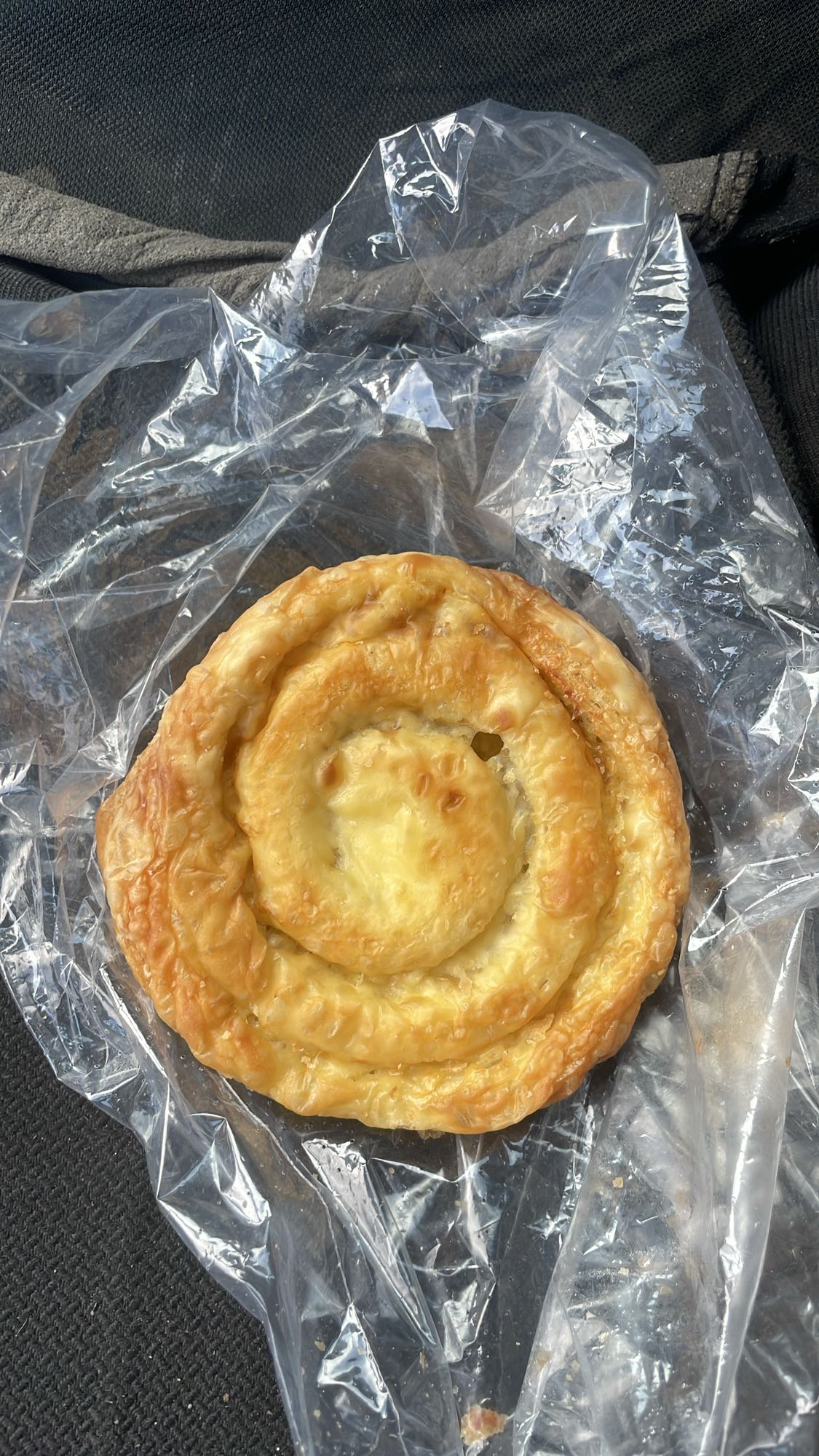 serowa bułka francuska