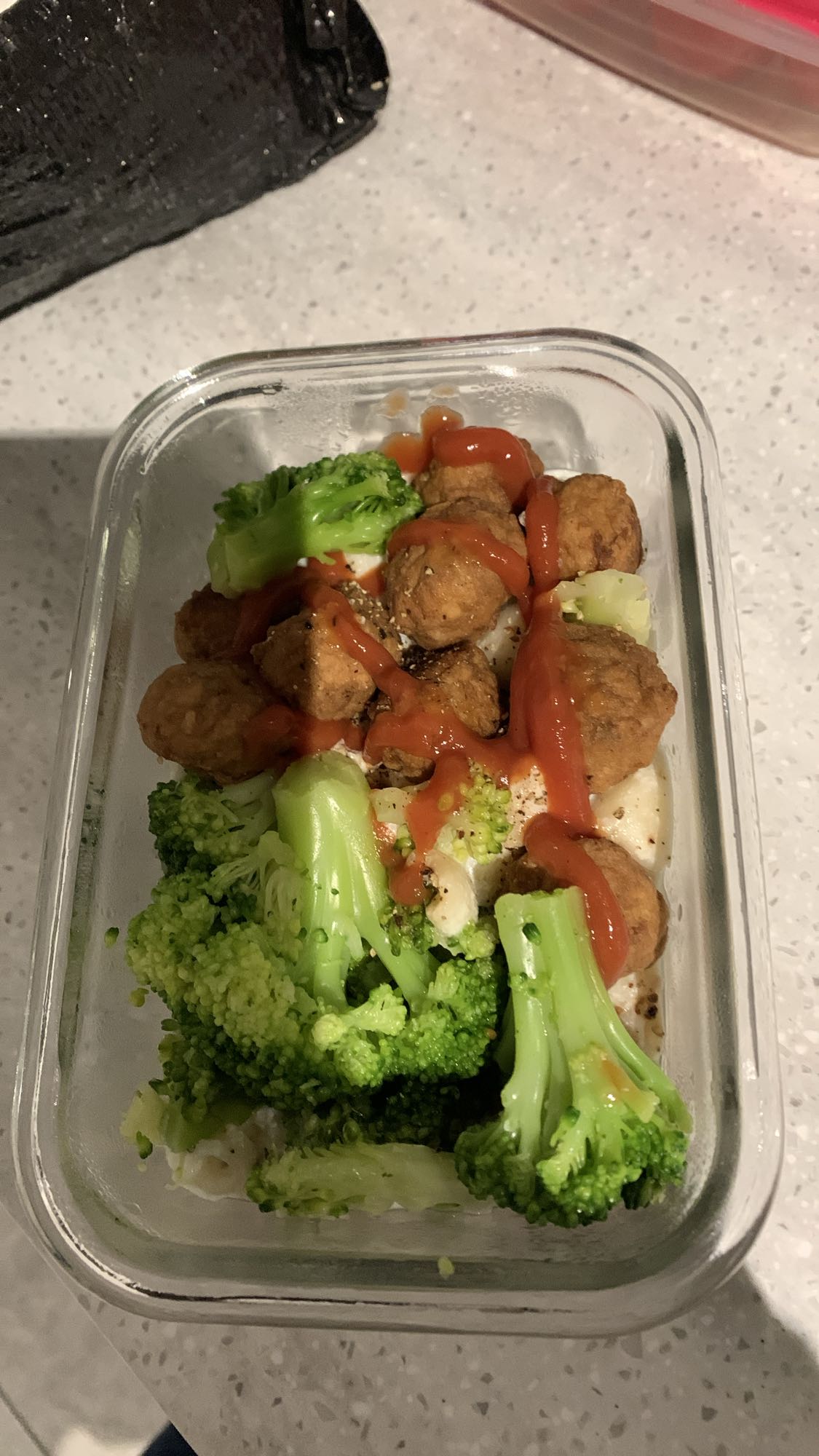 Köttbullar med broccoli