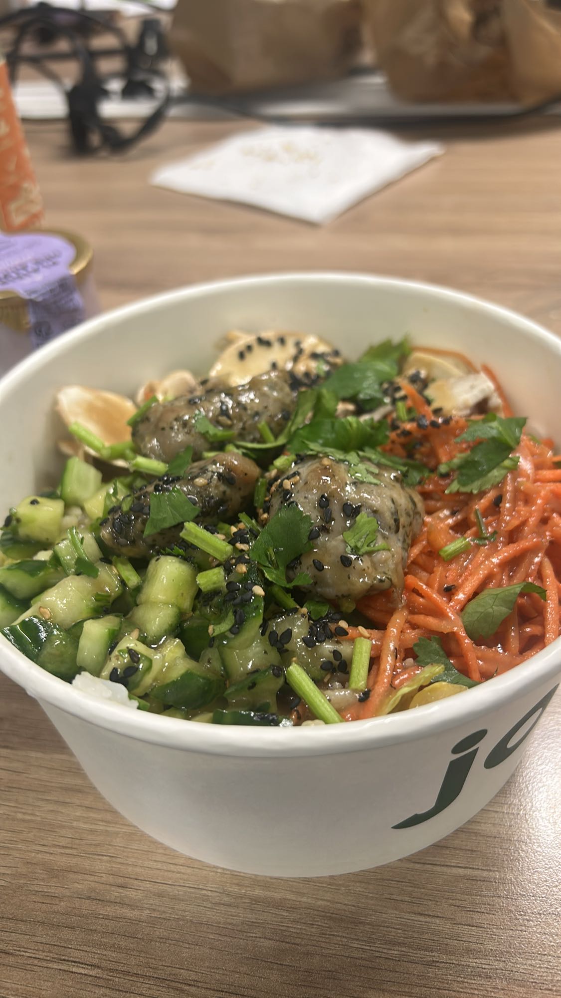 Bol de légumes et poulet