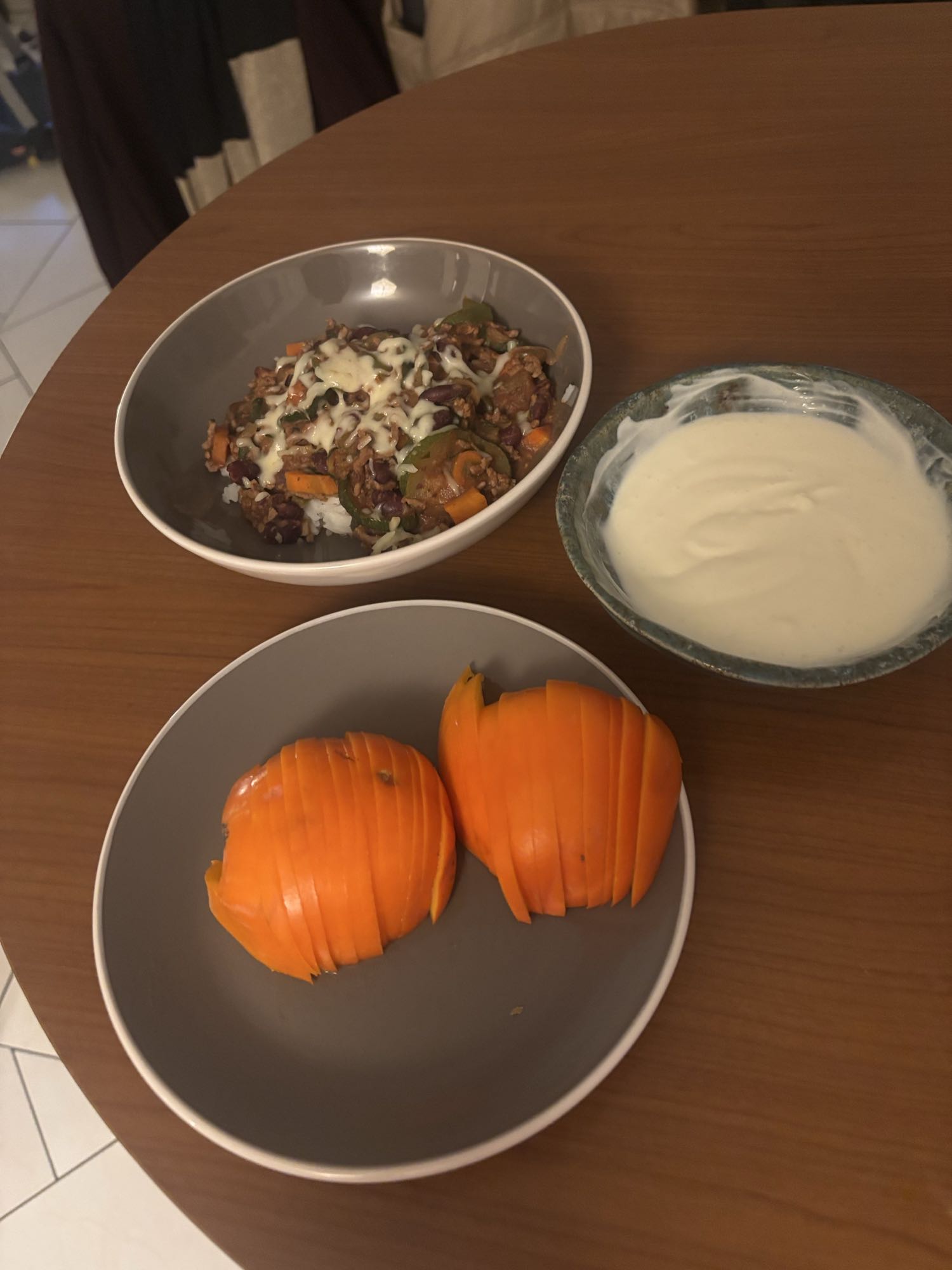 Chili, fromage blanc, kaki