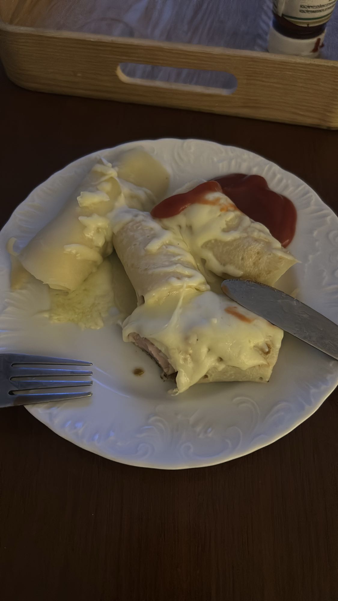 naleśniki z serem i szynką