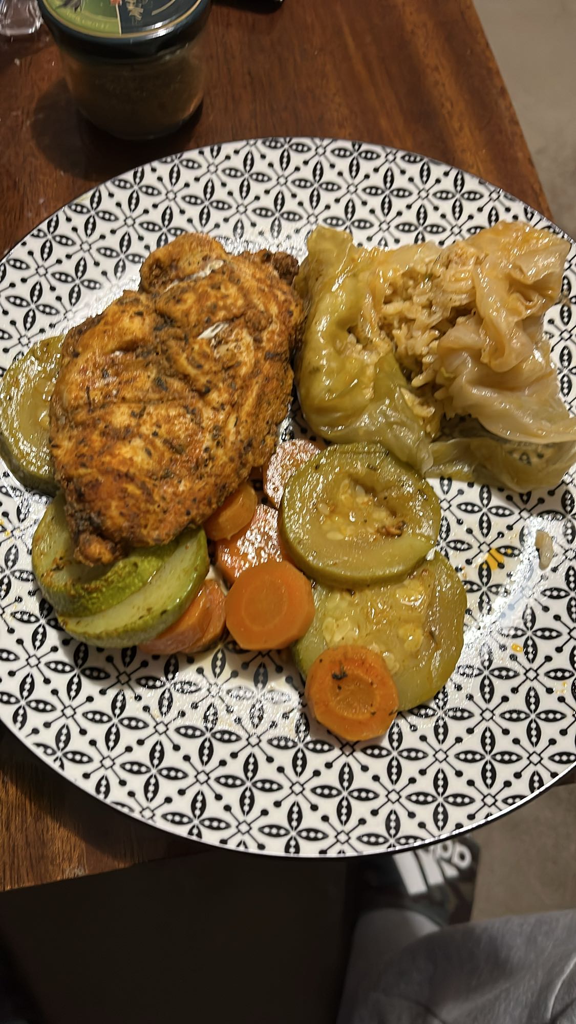 Пилешко с печени зеленчуци