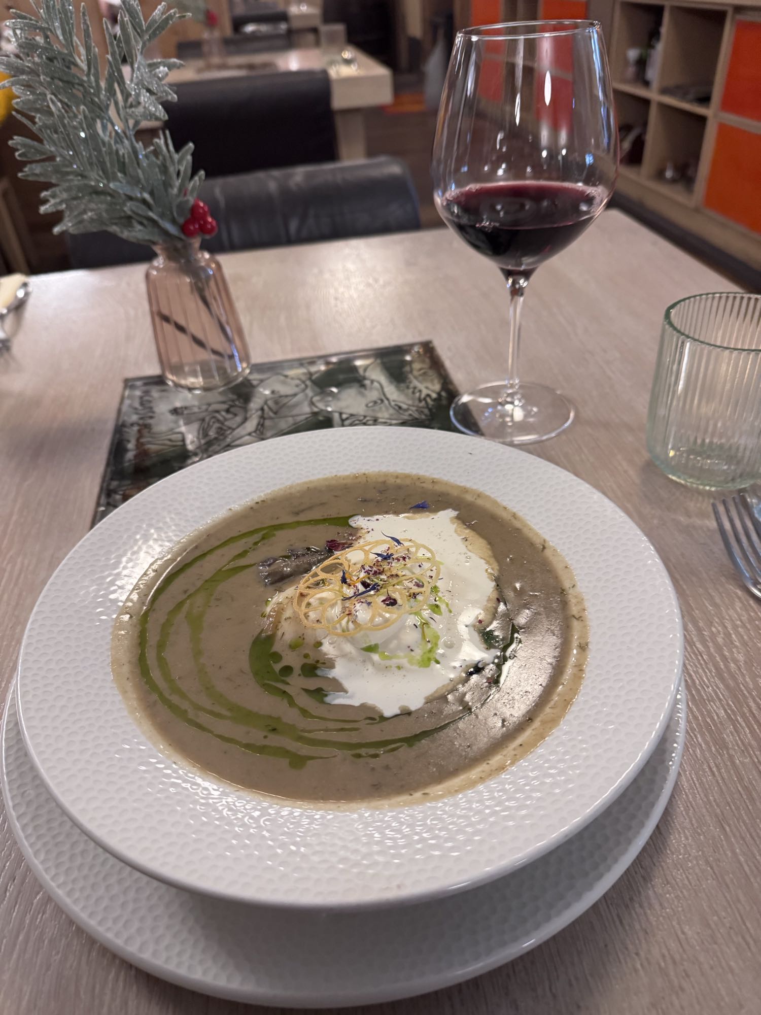 Sopa cremosa de champiñones