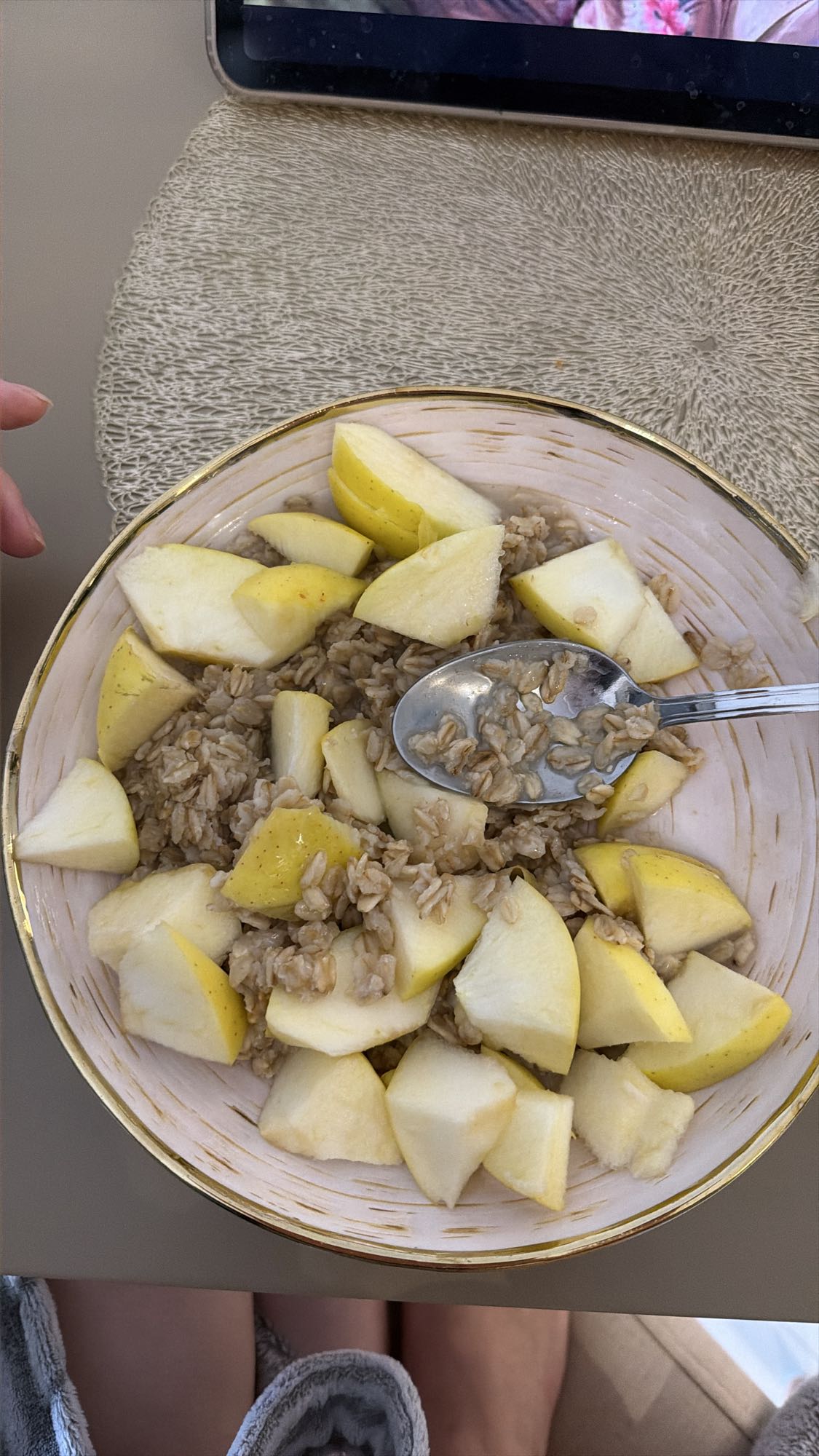 овсянка с яблоками