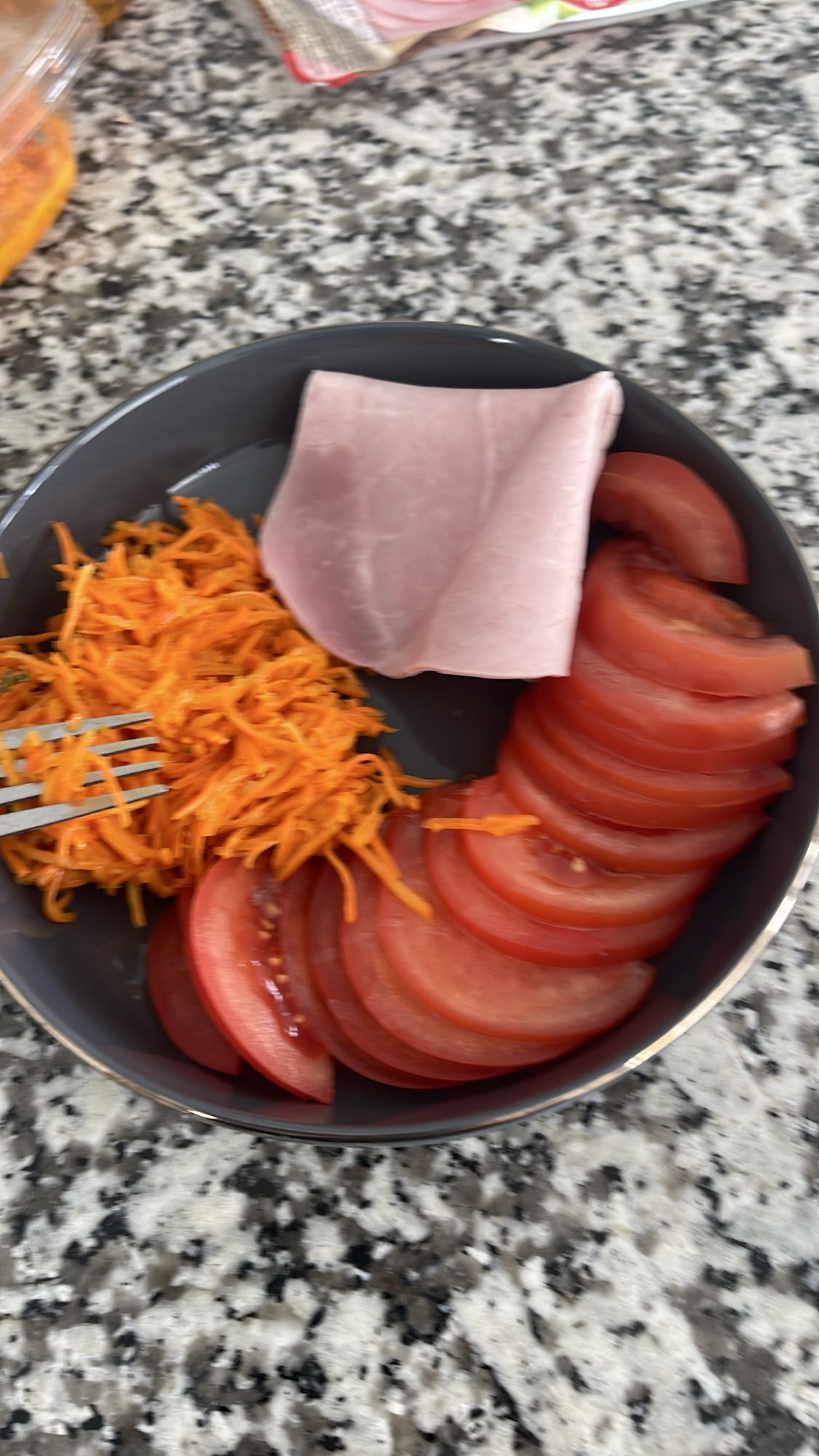 Assiette jambon crudités