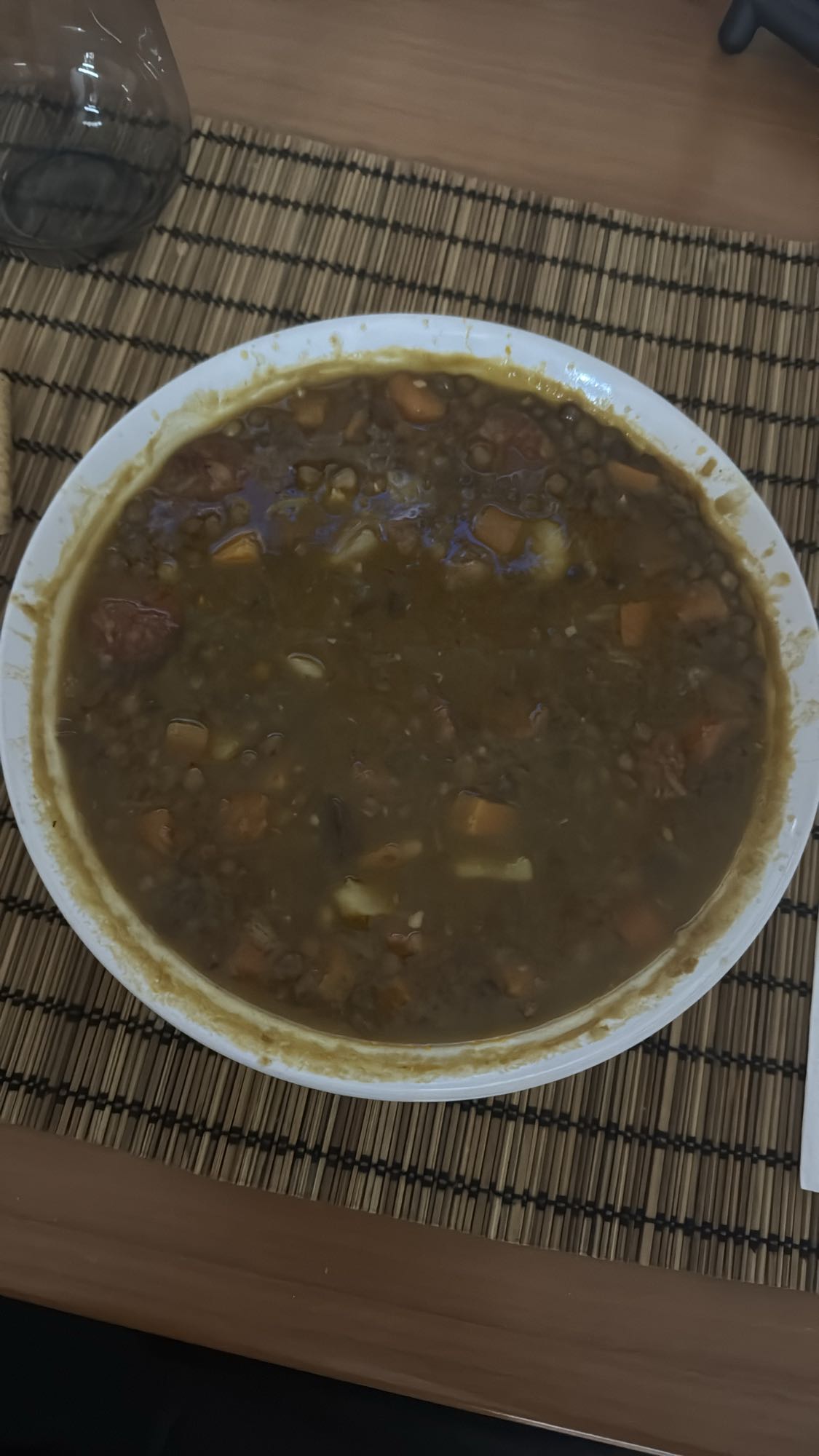 sopa de lentejas