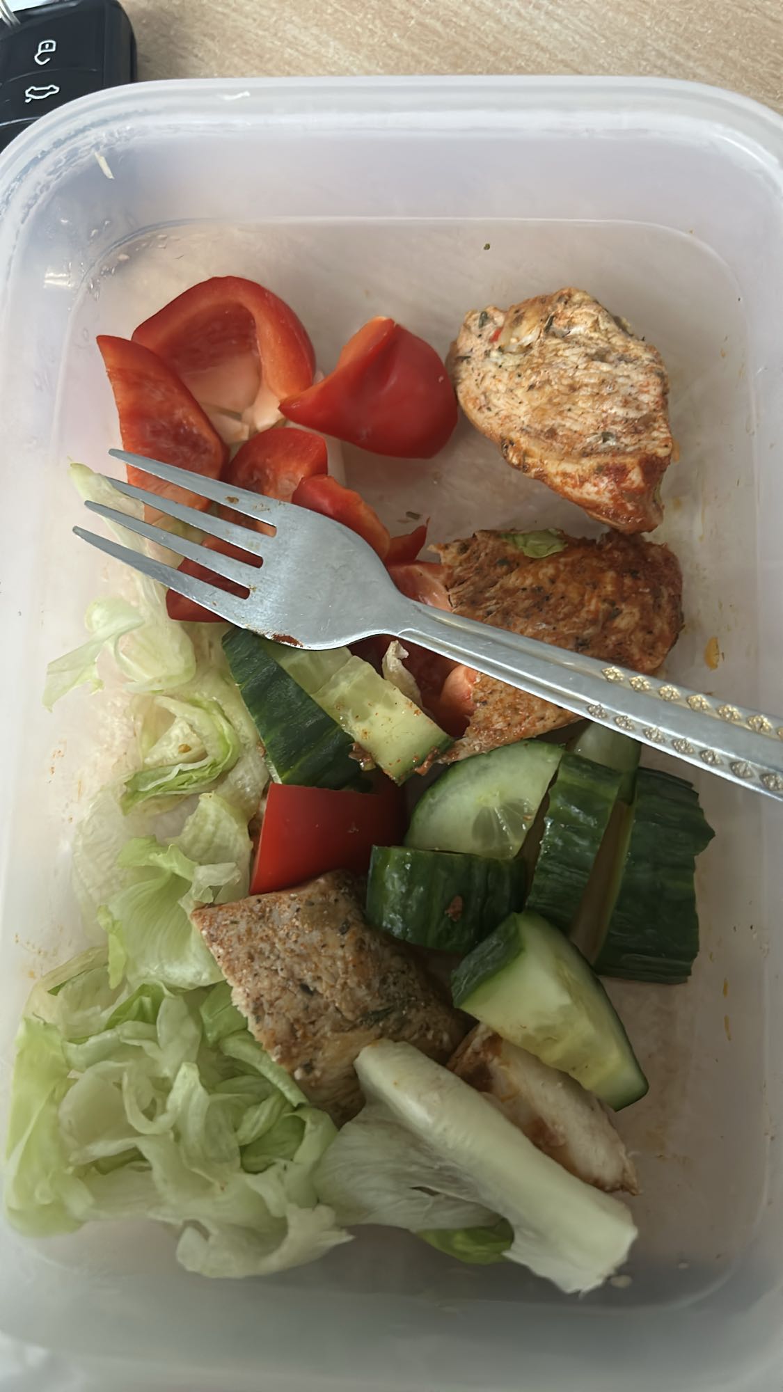 Sałatka z kurczakiem