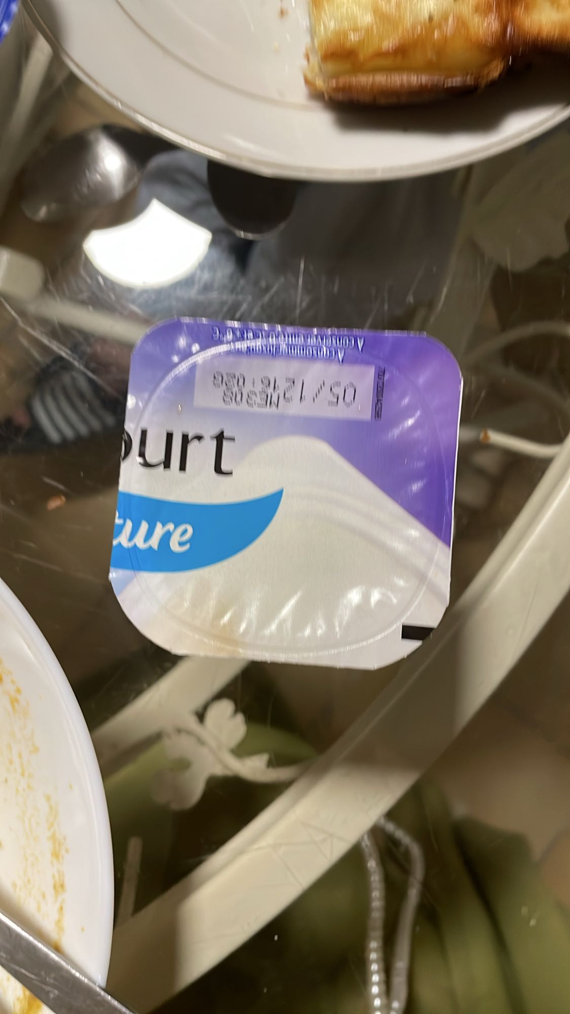 yaourt nature et pâtisserie