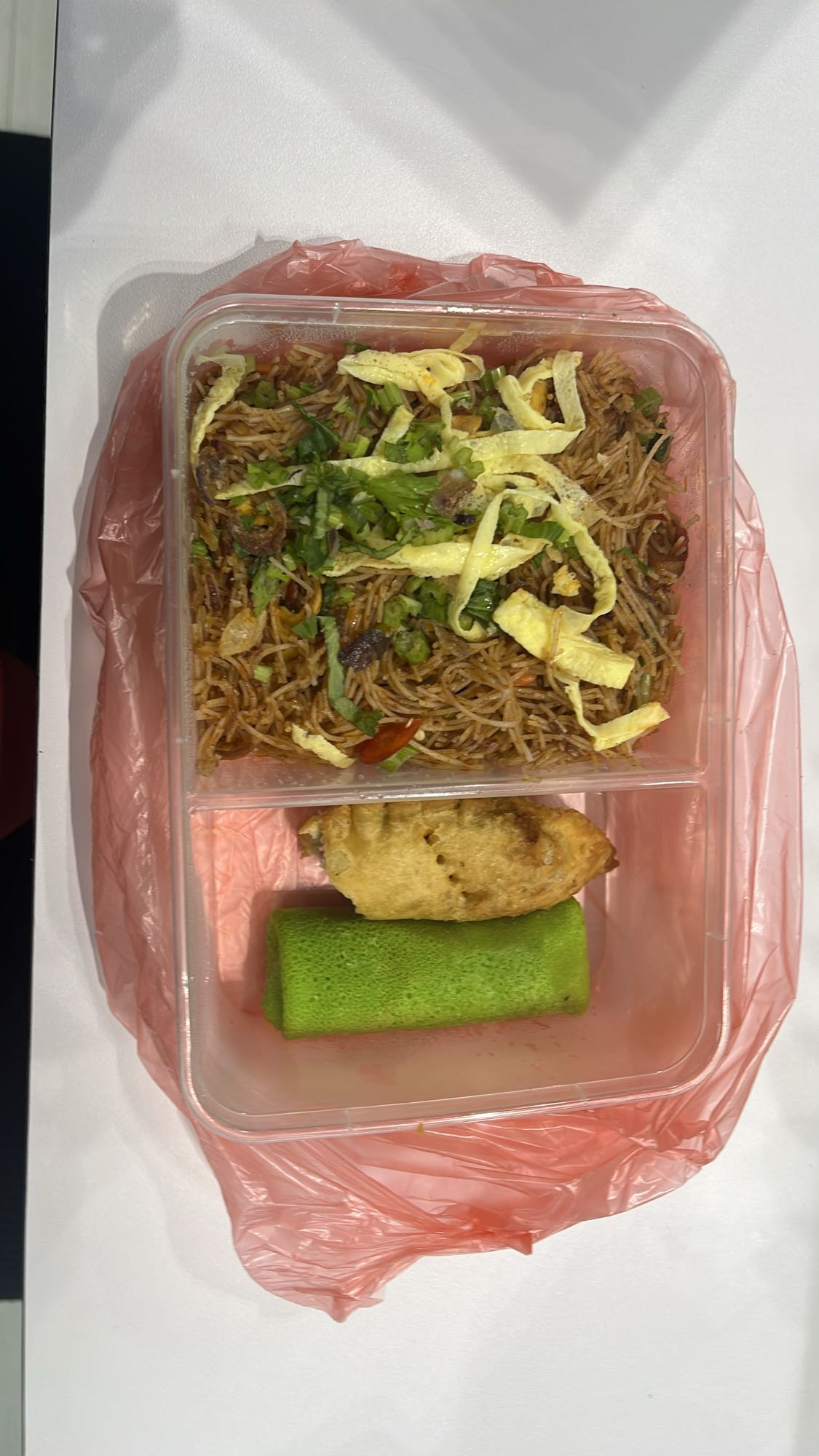 Fried noodles & snacks