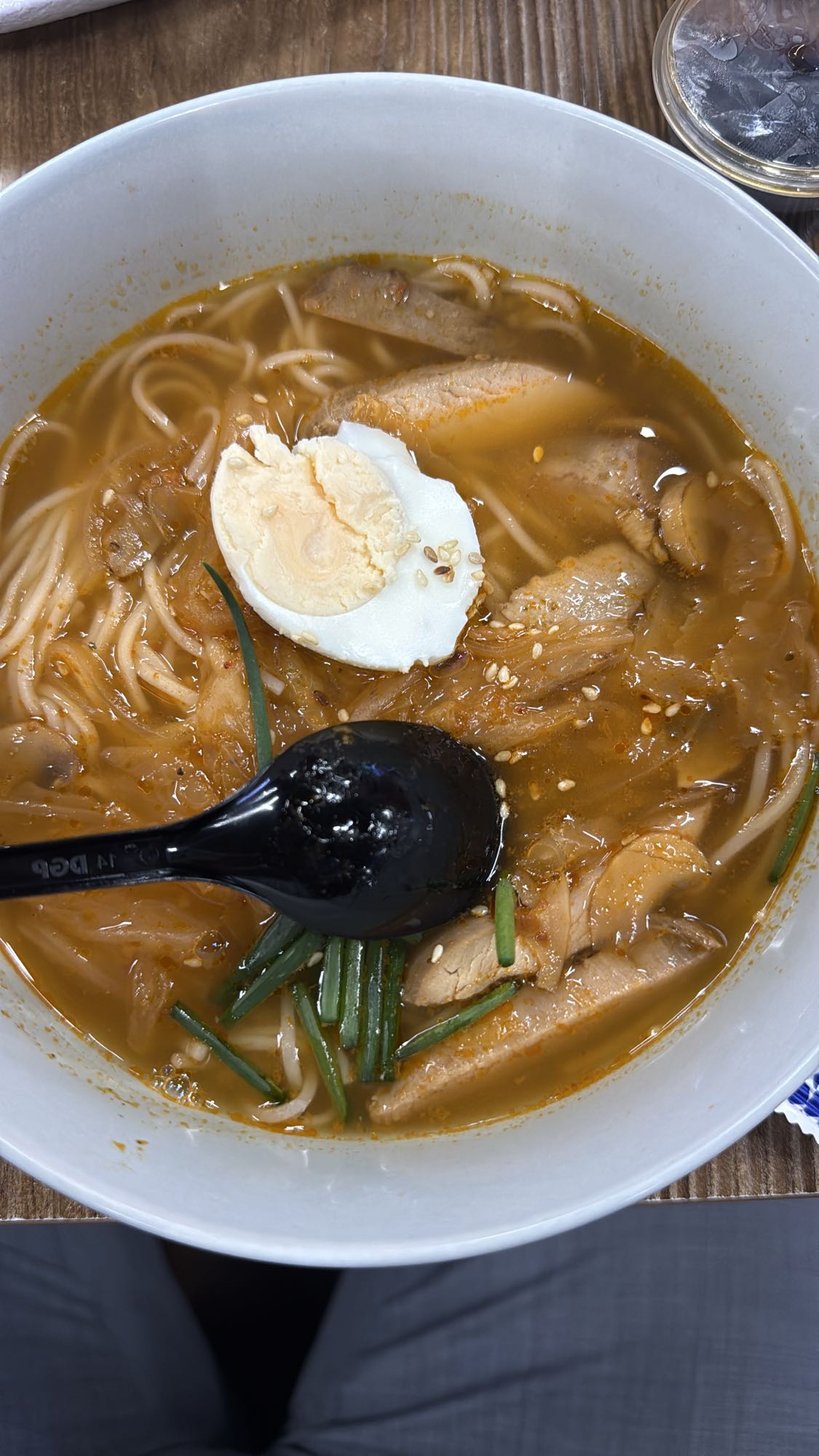 острый рамен с курицей