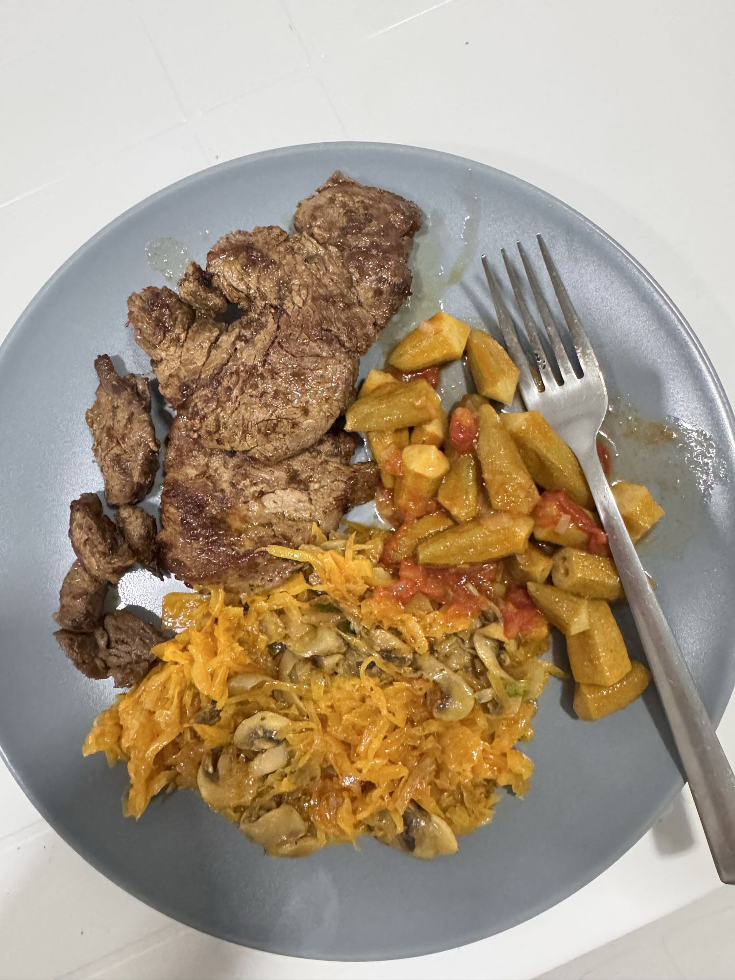 говядина с овощами