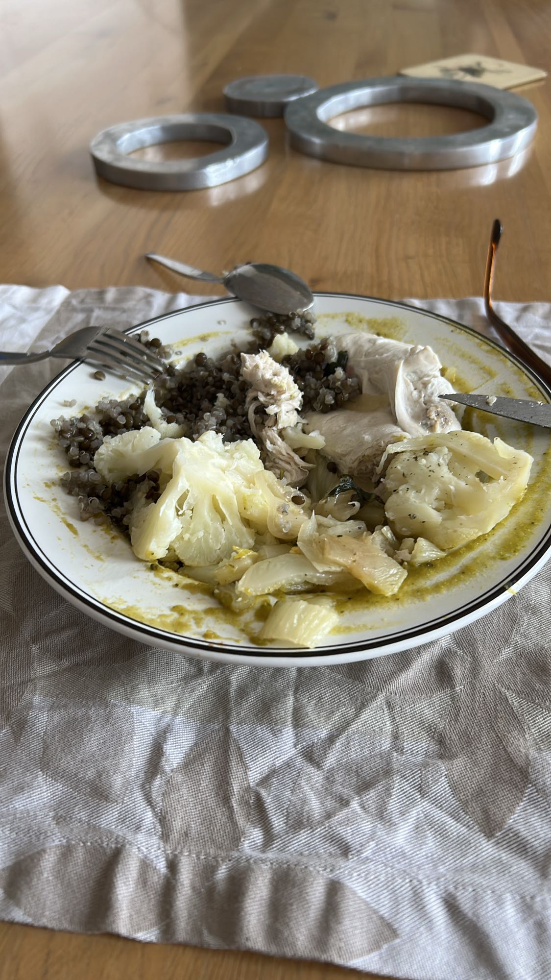 Poulet, lentilles et légumes