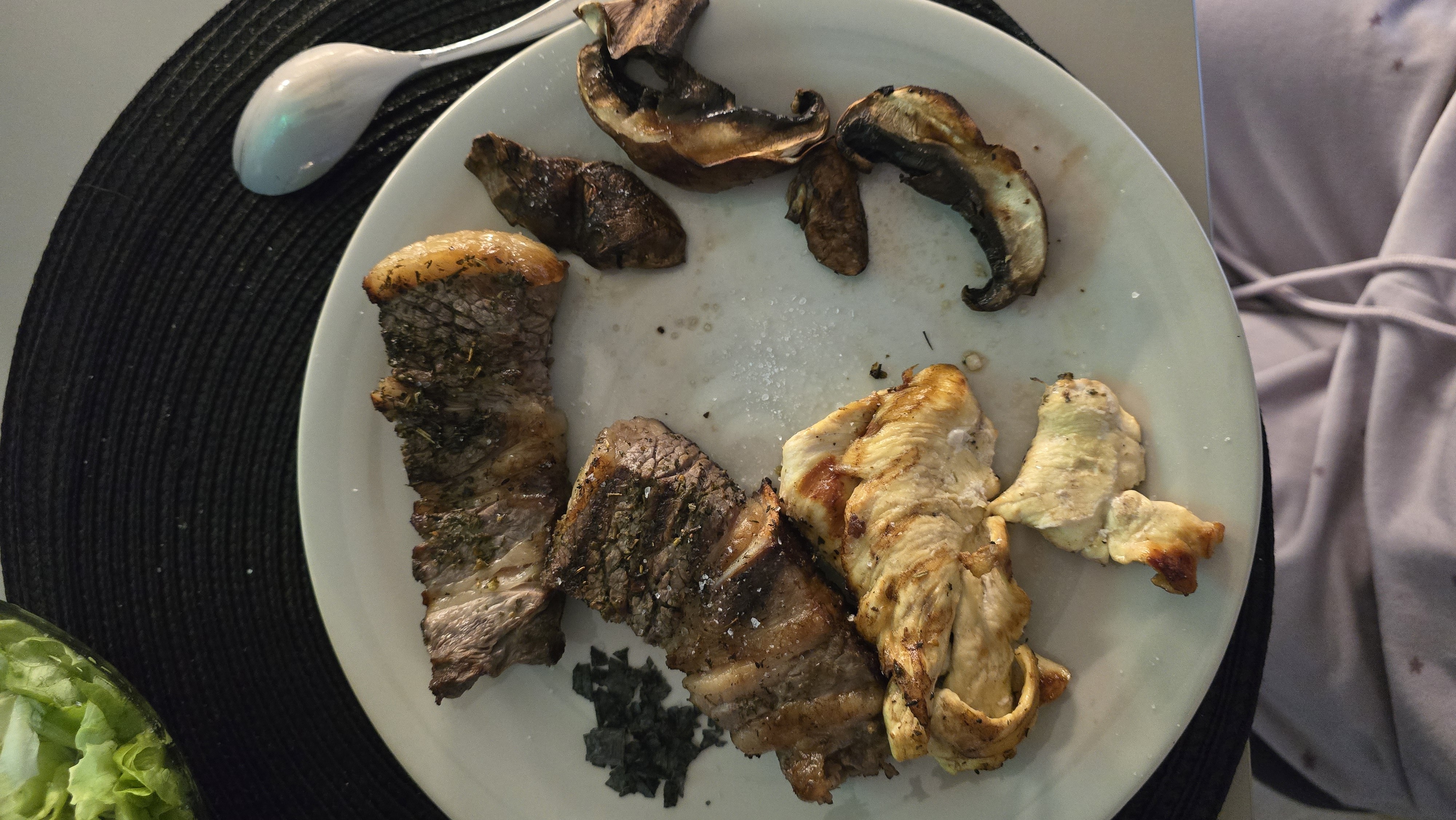 Grilled steak, chicken, mushrooms