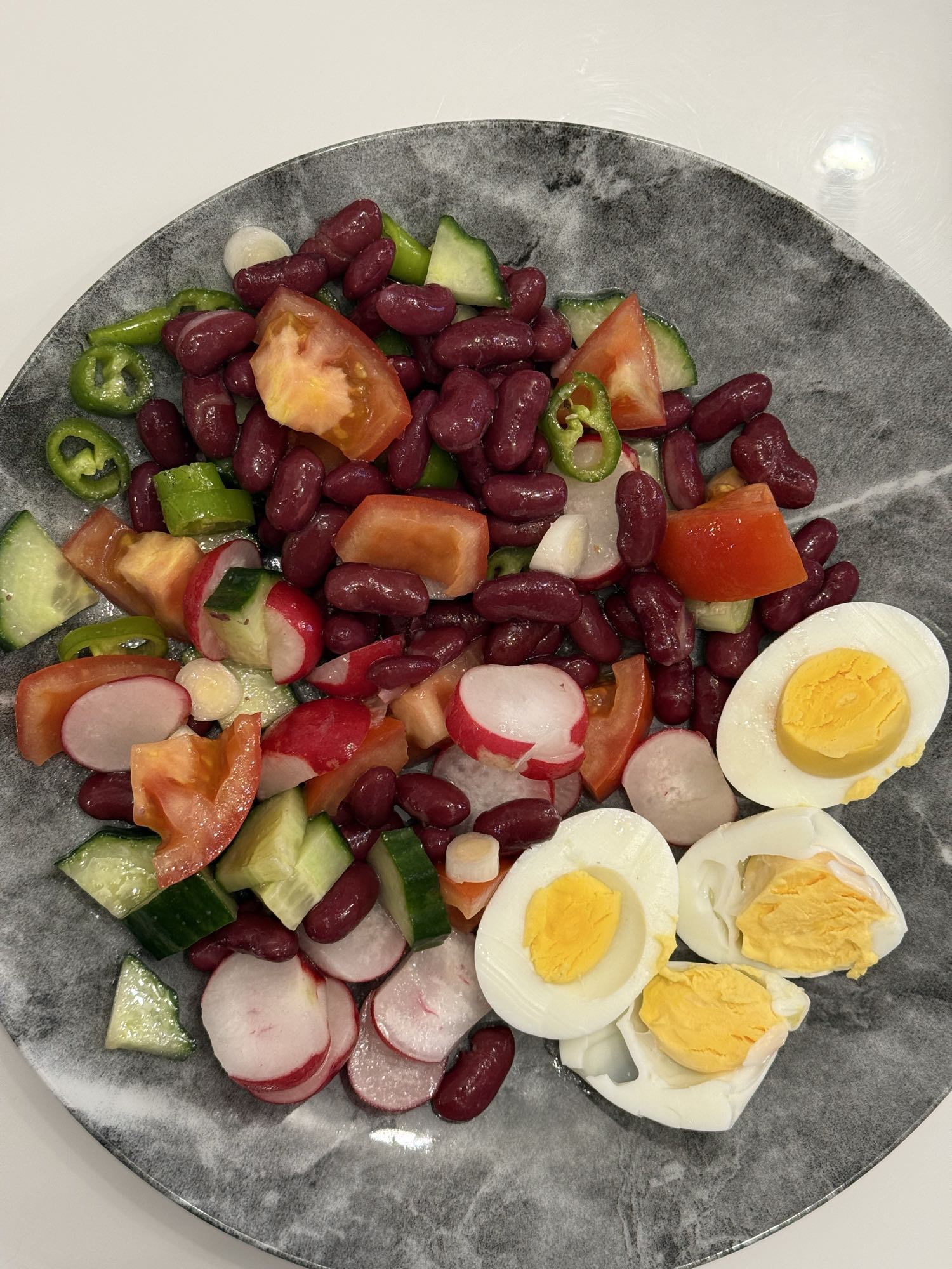 Salade aux haricots et œufs