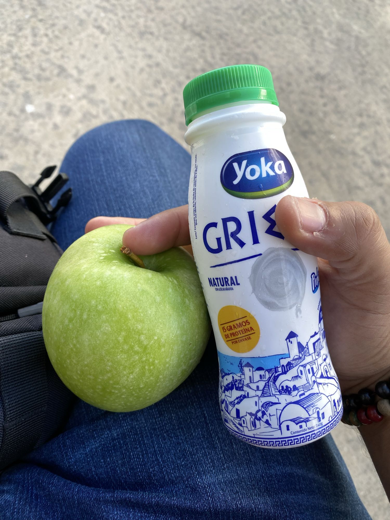 Yogur y manzana verde