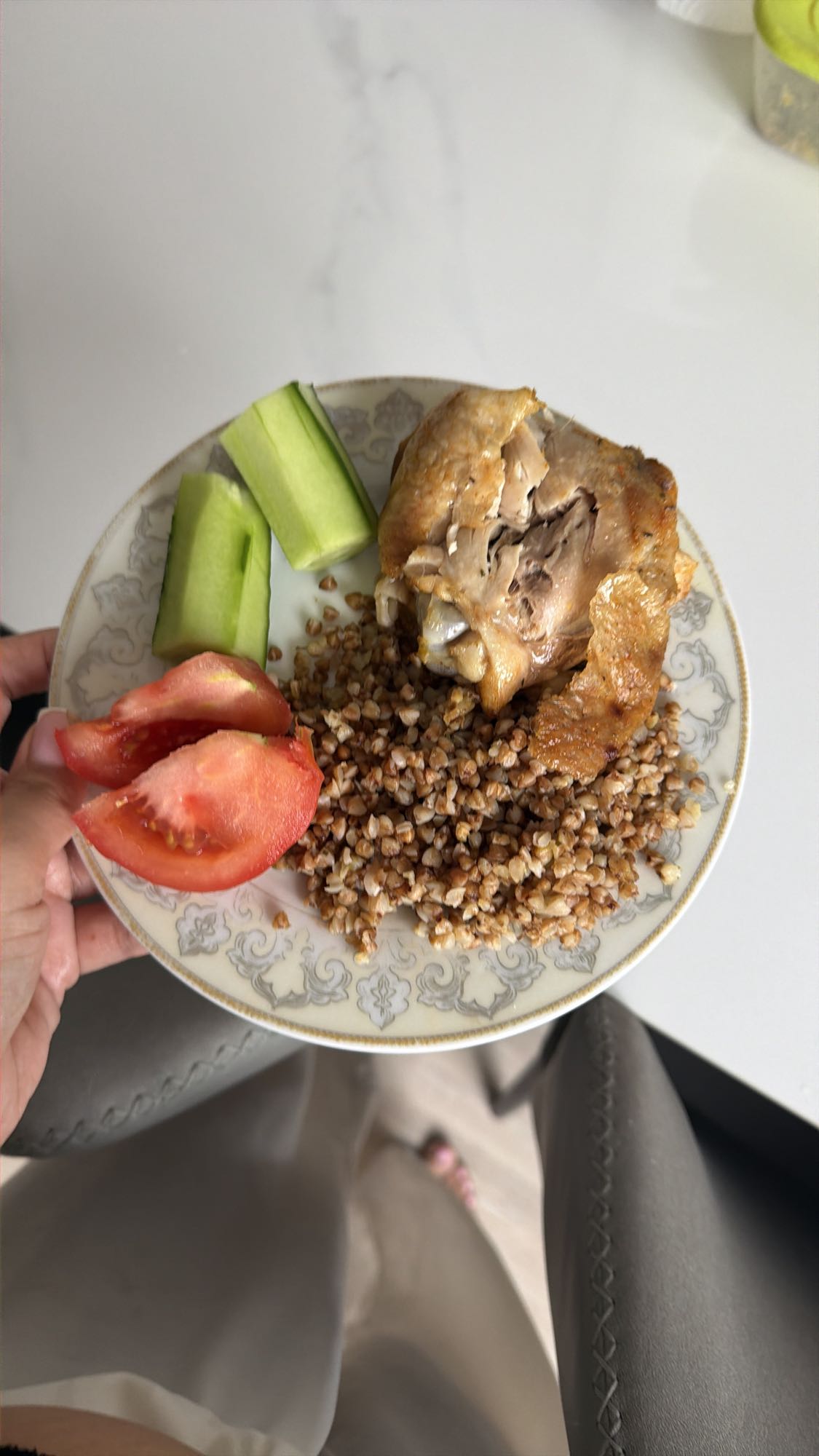 Гречка с курицей и овощами