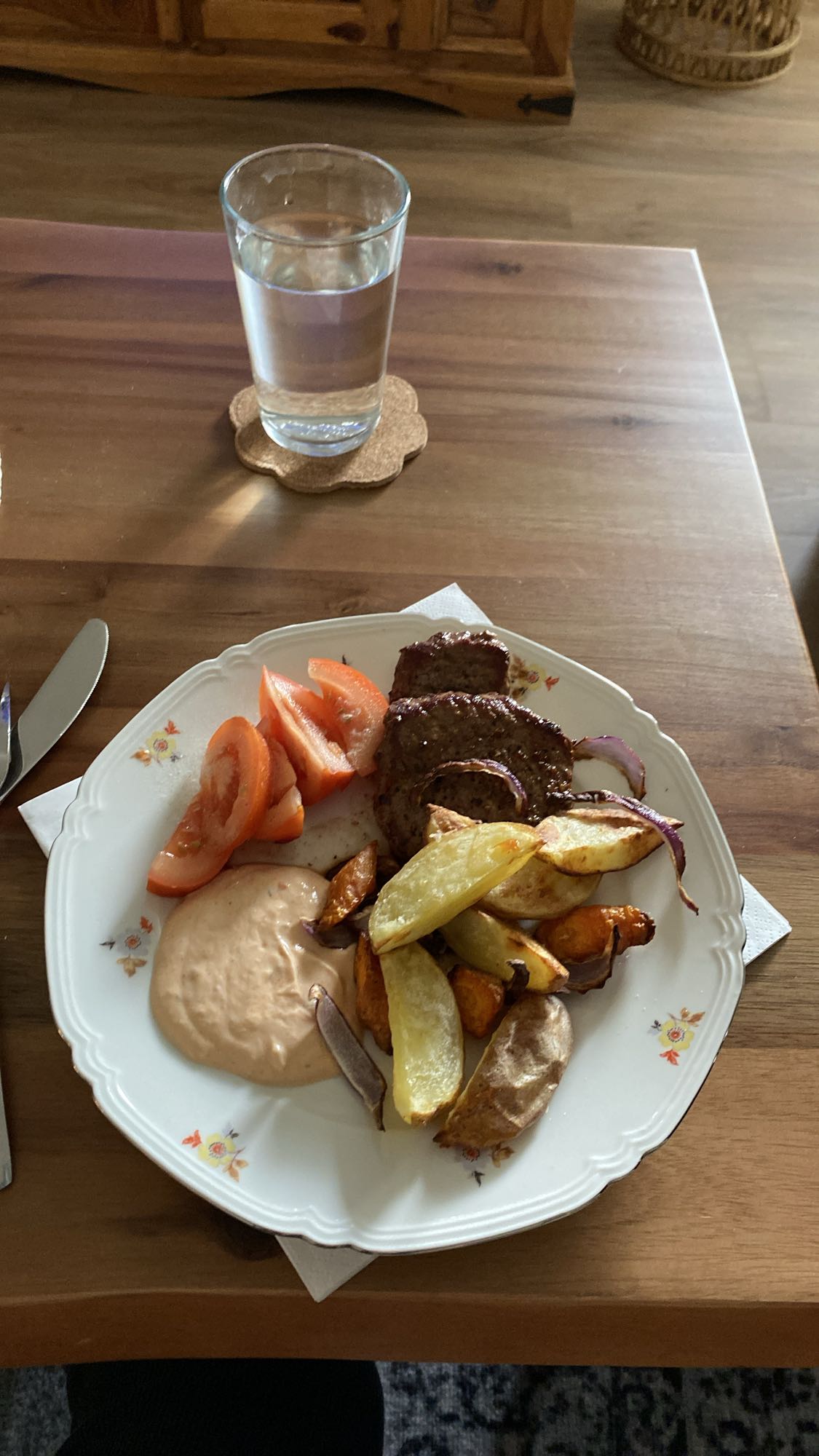 Köttfärsbiff med rotfrukter