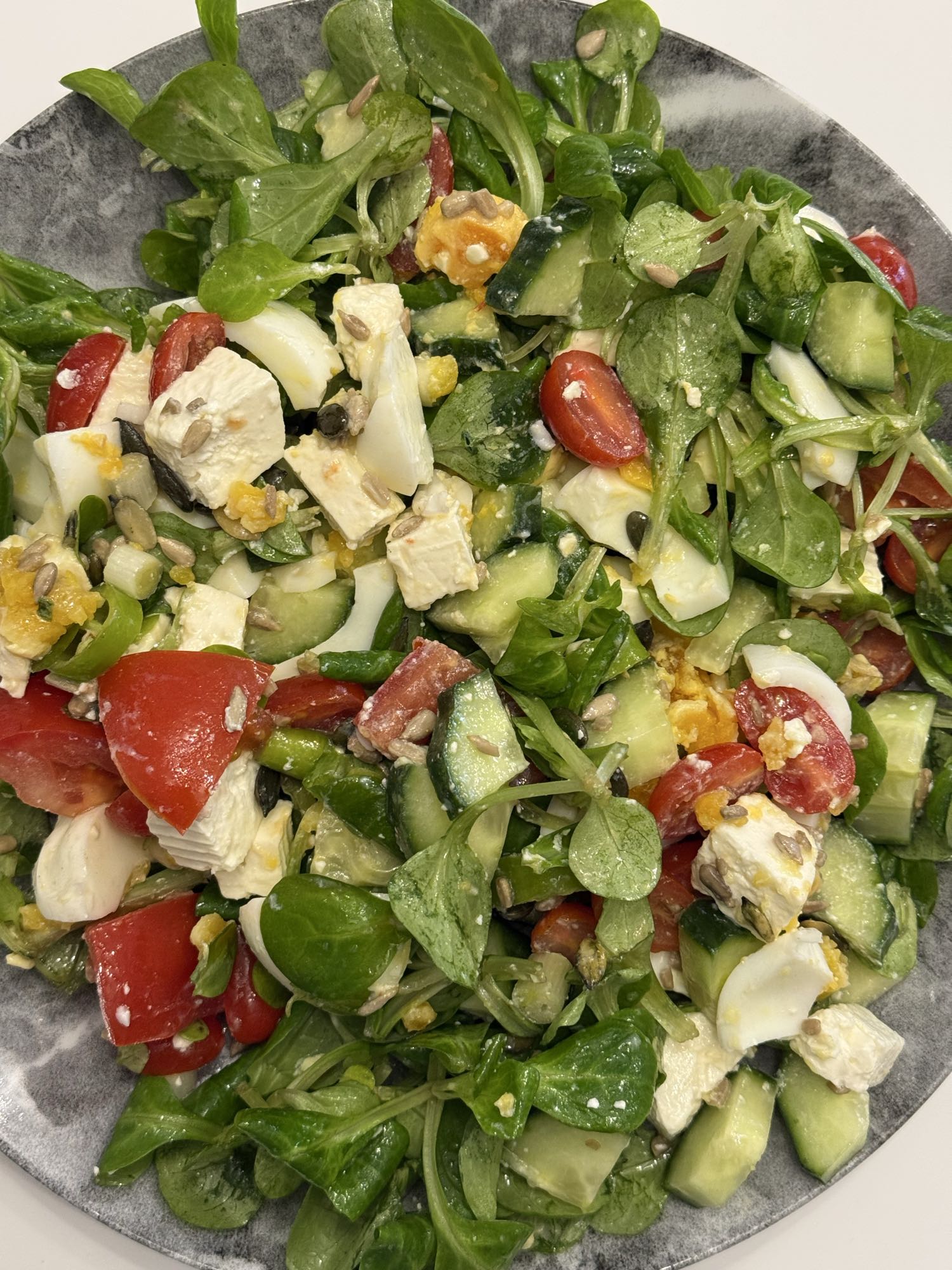 Salade fraîcheur œuf feta