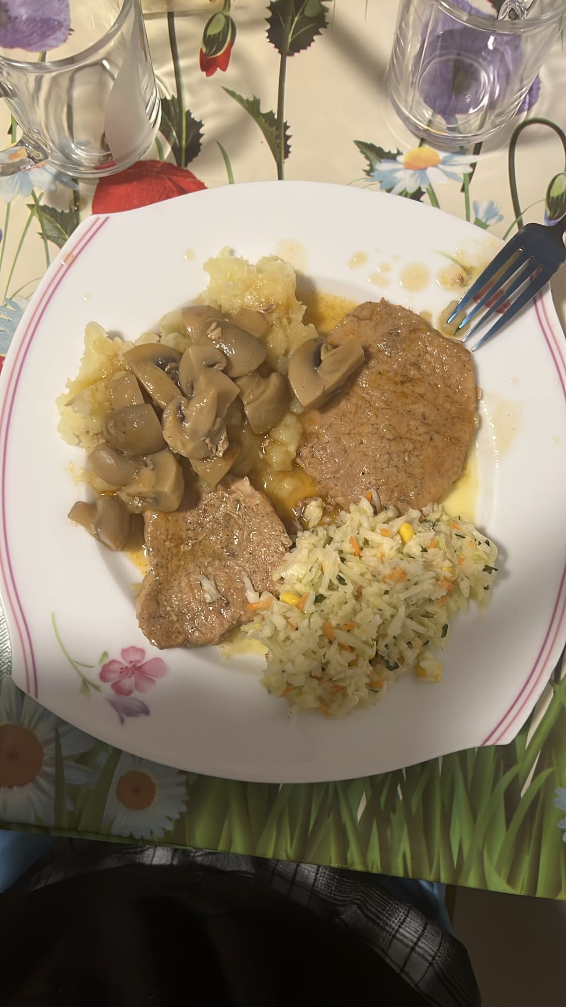 wołowina z ryżem i pieczarkami