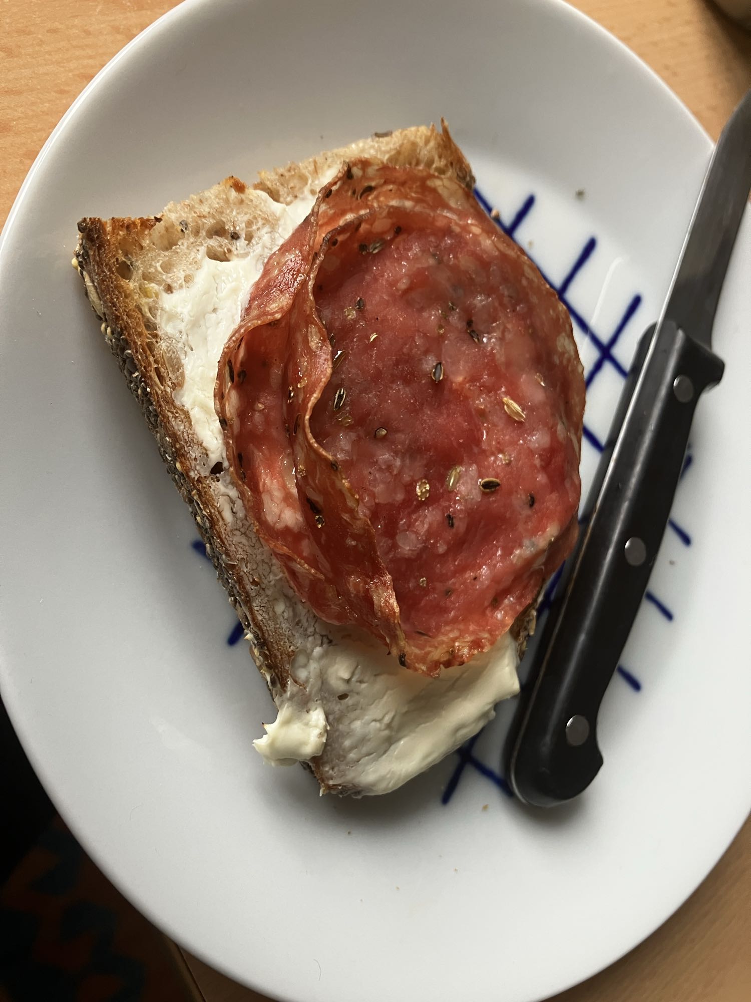 Torrada com salame