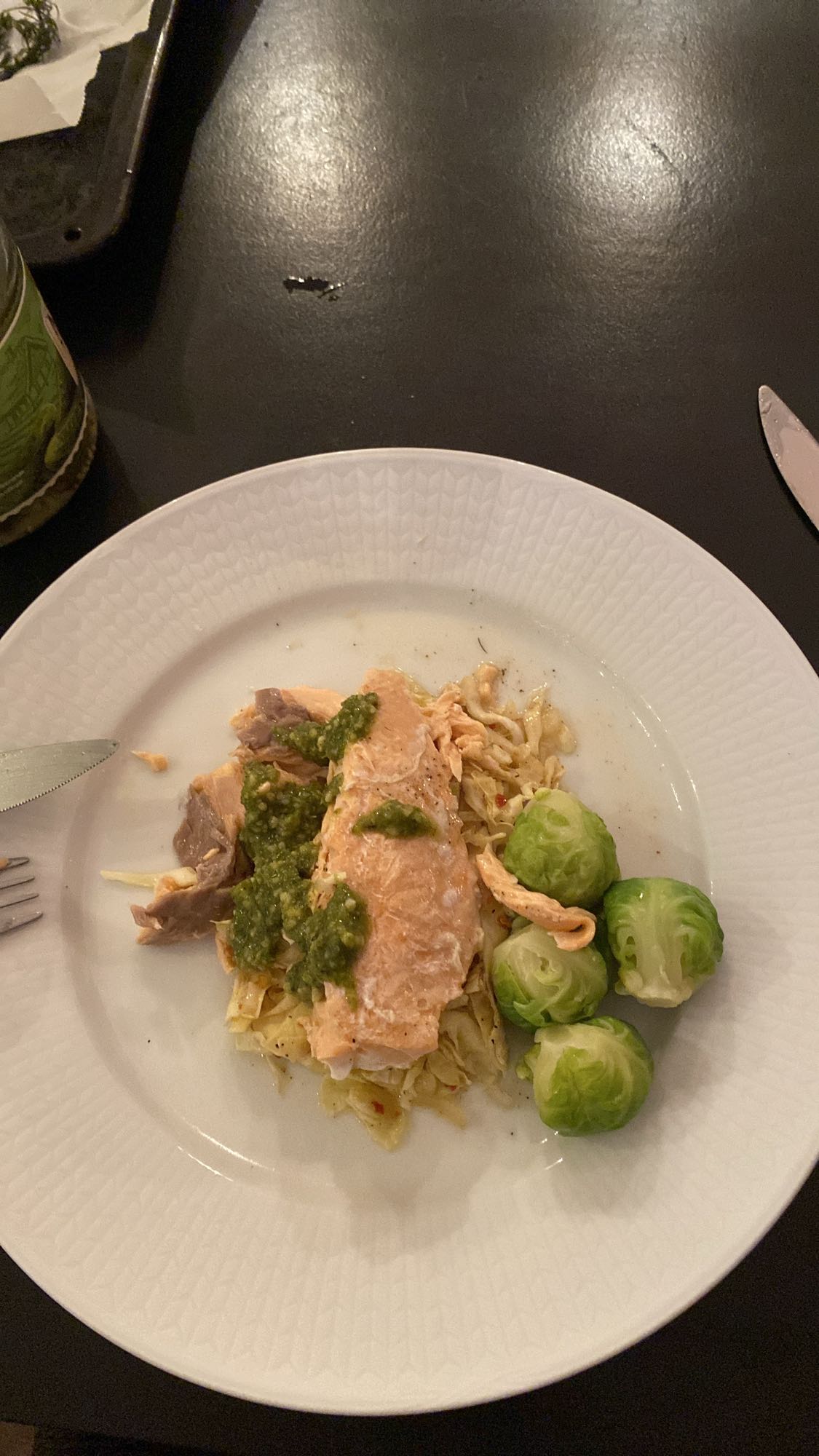 Lax med kål och brysselkål