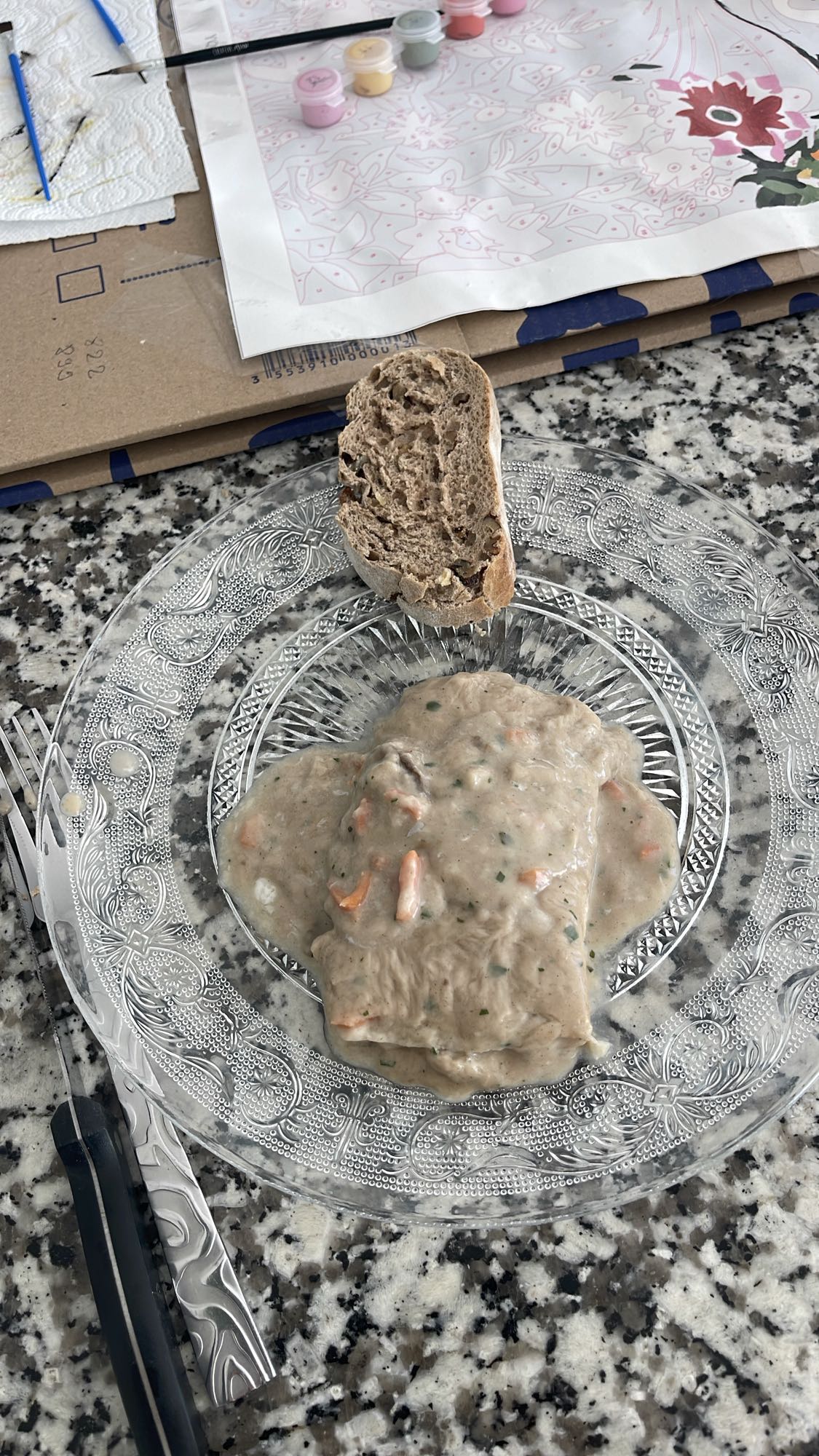 Ragoût crémeux et pain