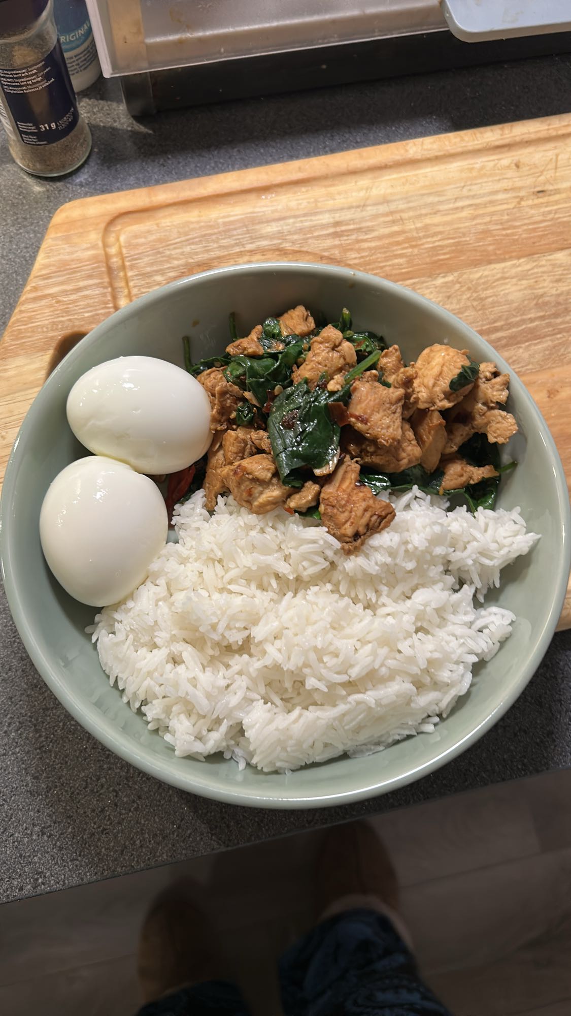 Kylling, ris og eggbolle