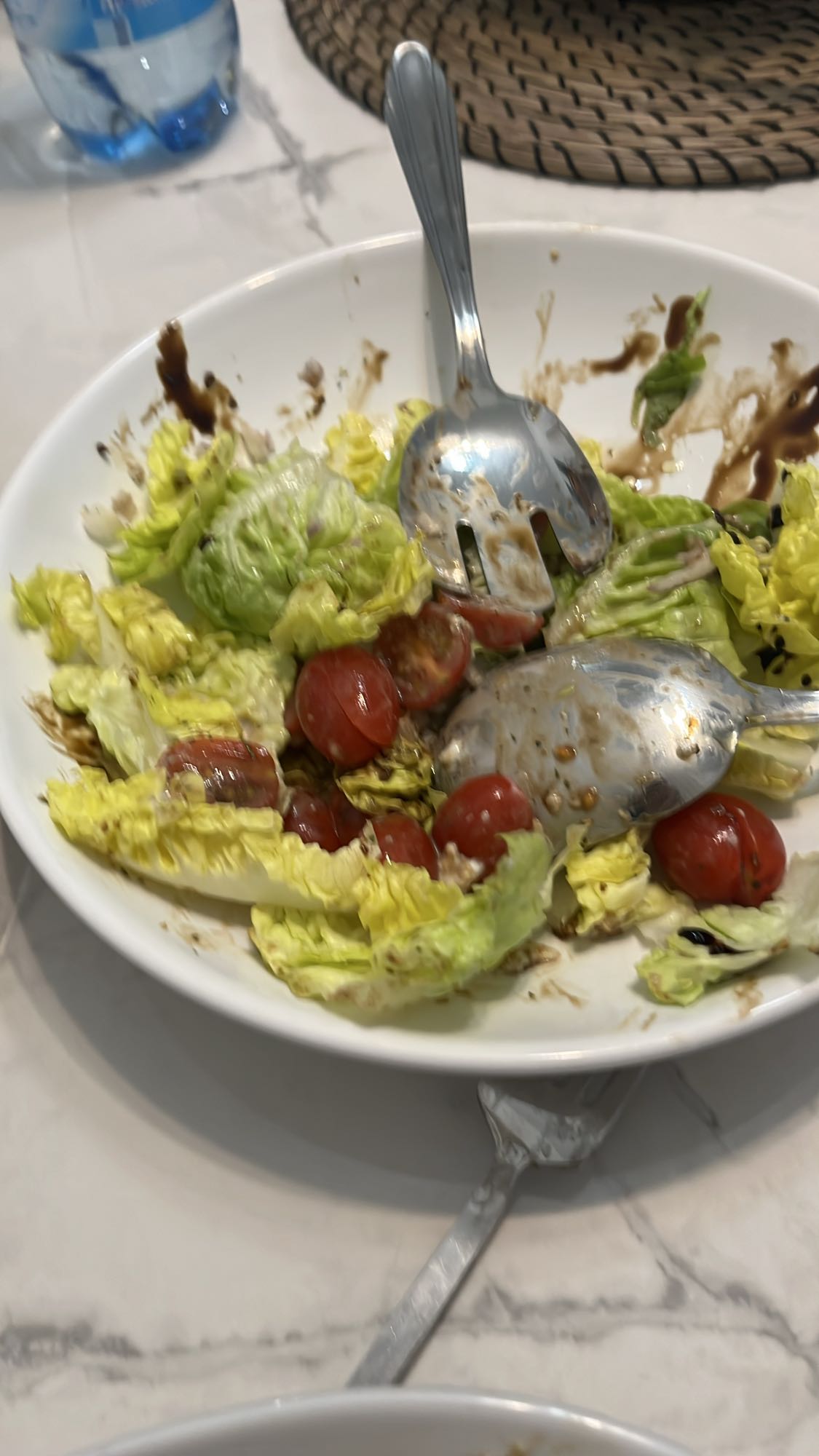 Salade verte et tomates