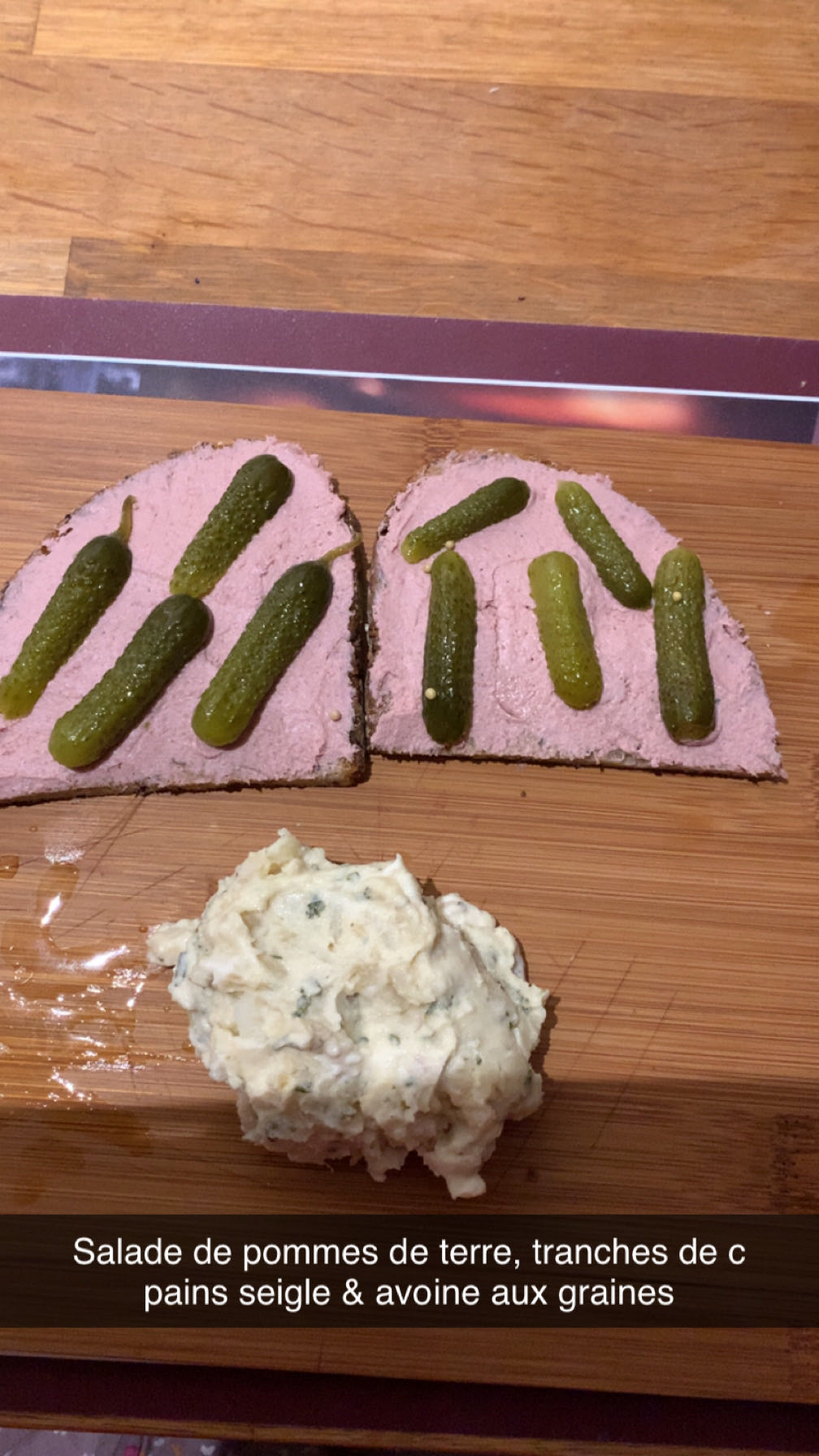 Salade pommes de terre et tartines