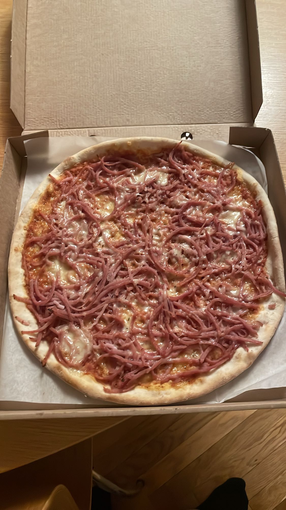 Skinka ost pizza