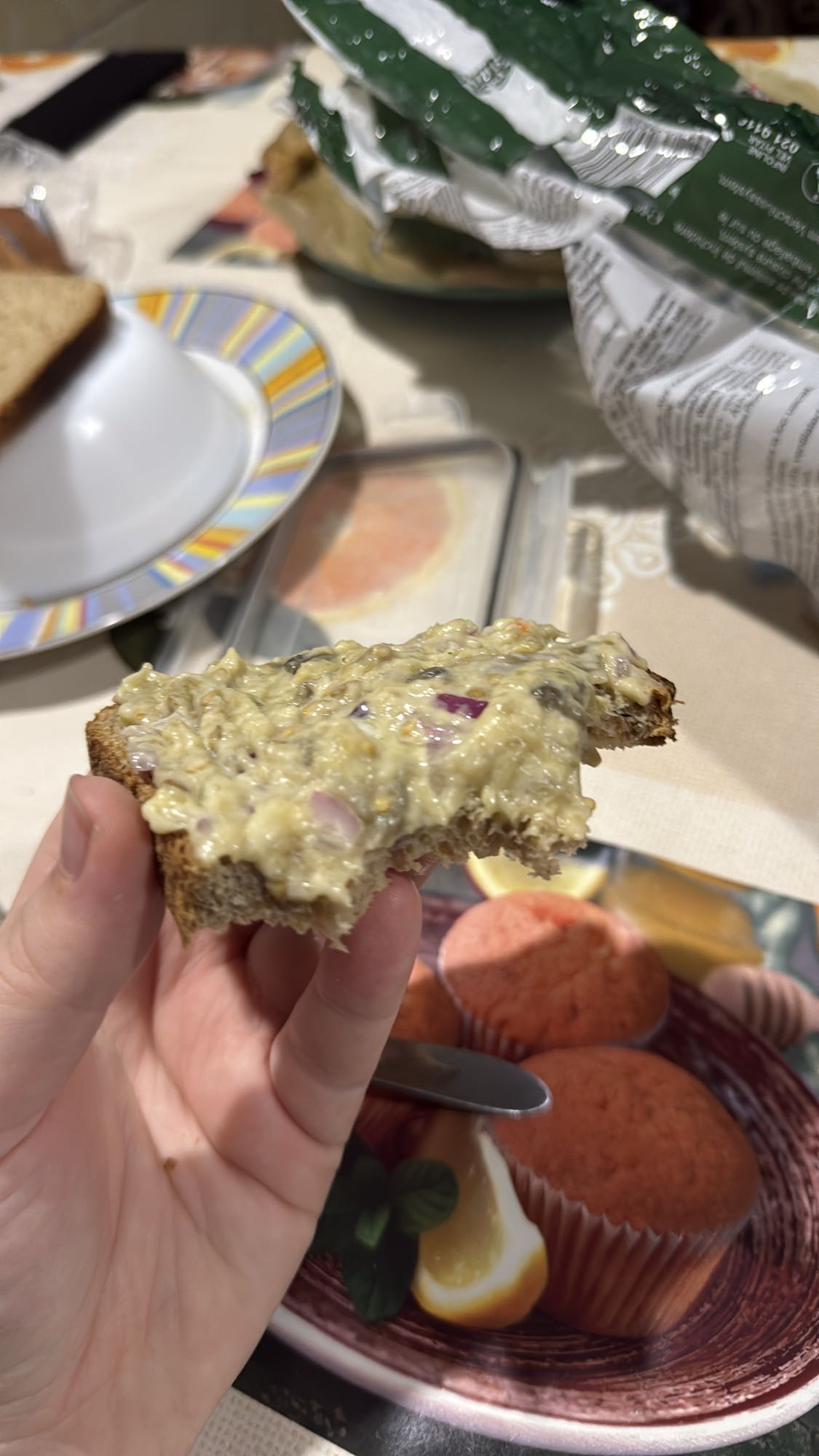 Pâine cu salată de vinete