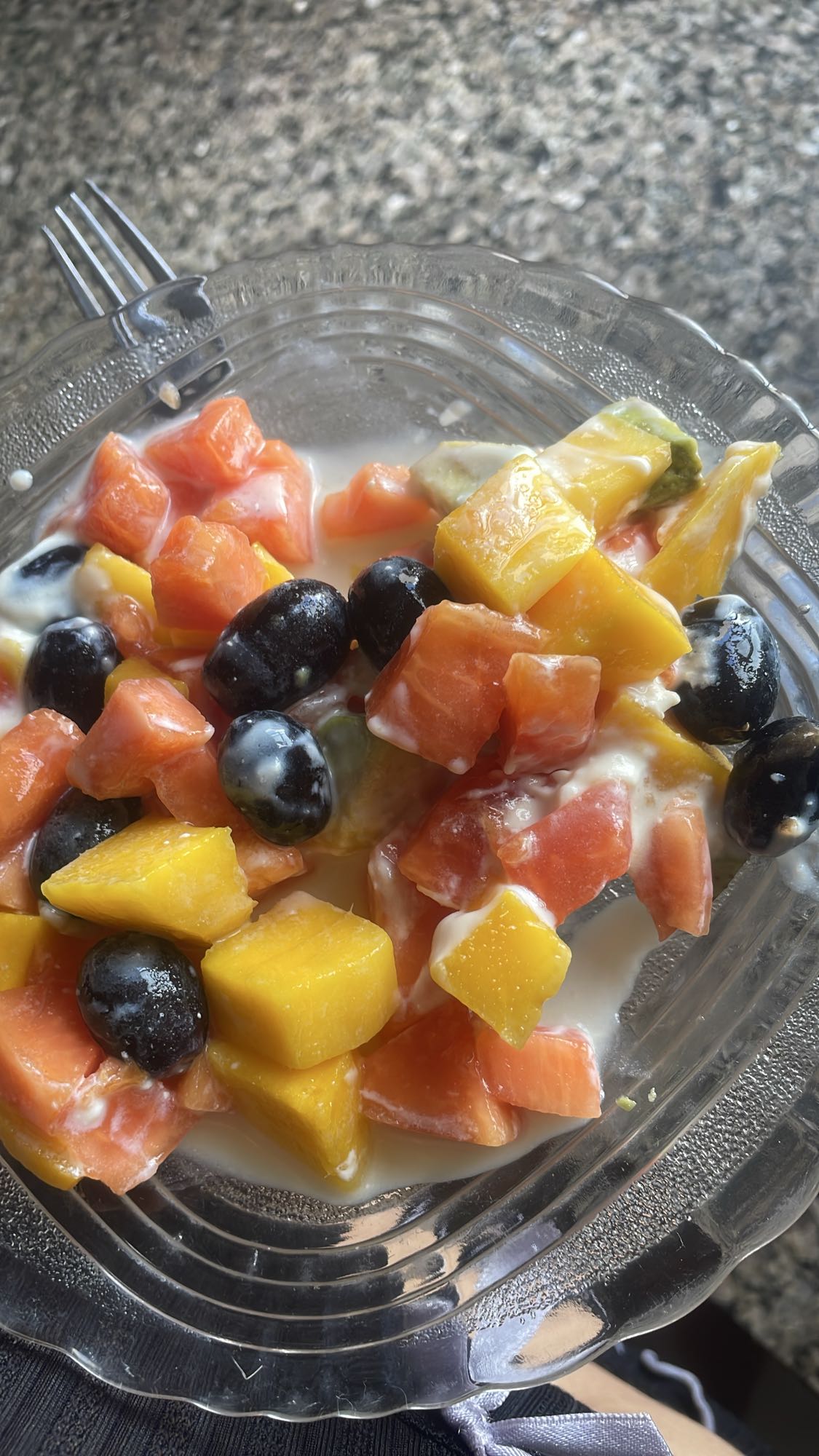 Salada de frutas com iogurte