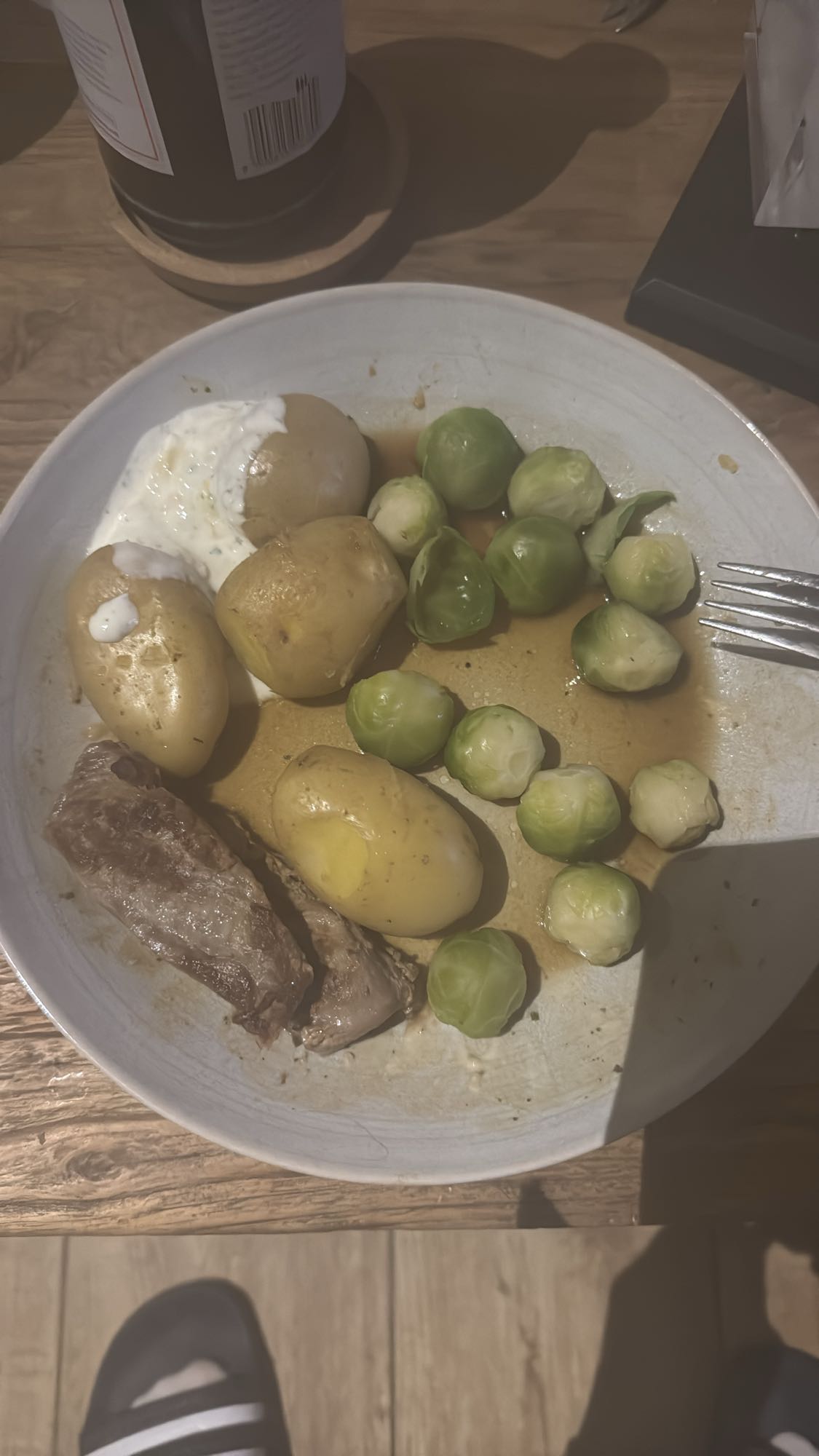 Aardappelen, spruitjes en biefstuk