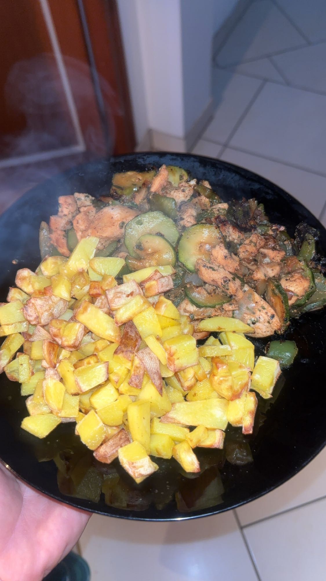 Poulet légumes et pommes de terre