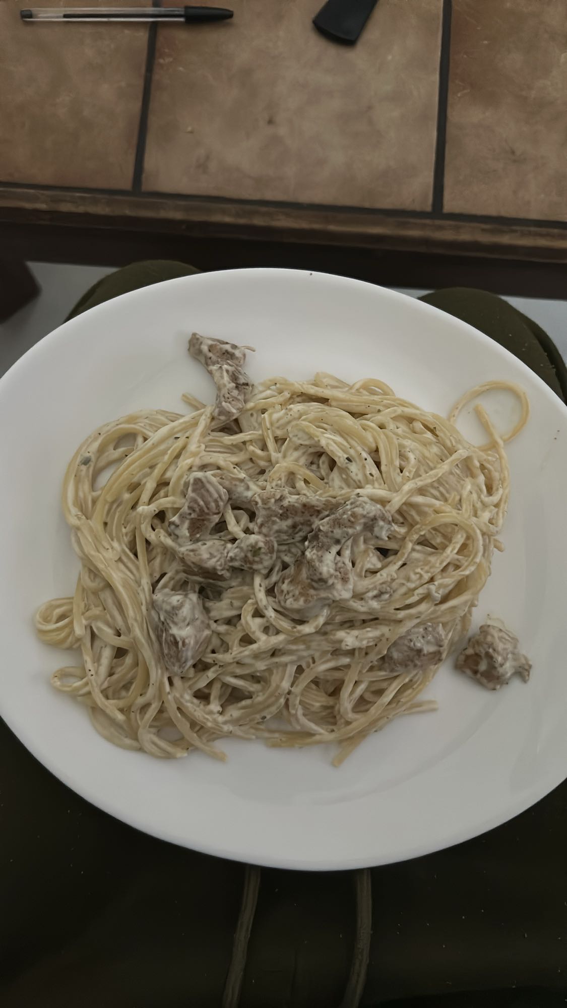 Spaghetti à la crème et boeuf