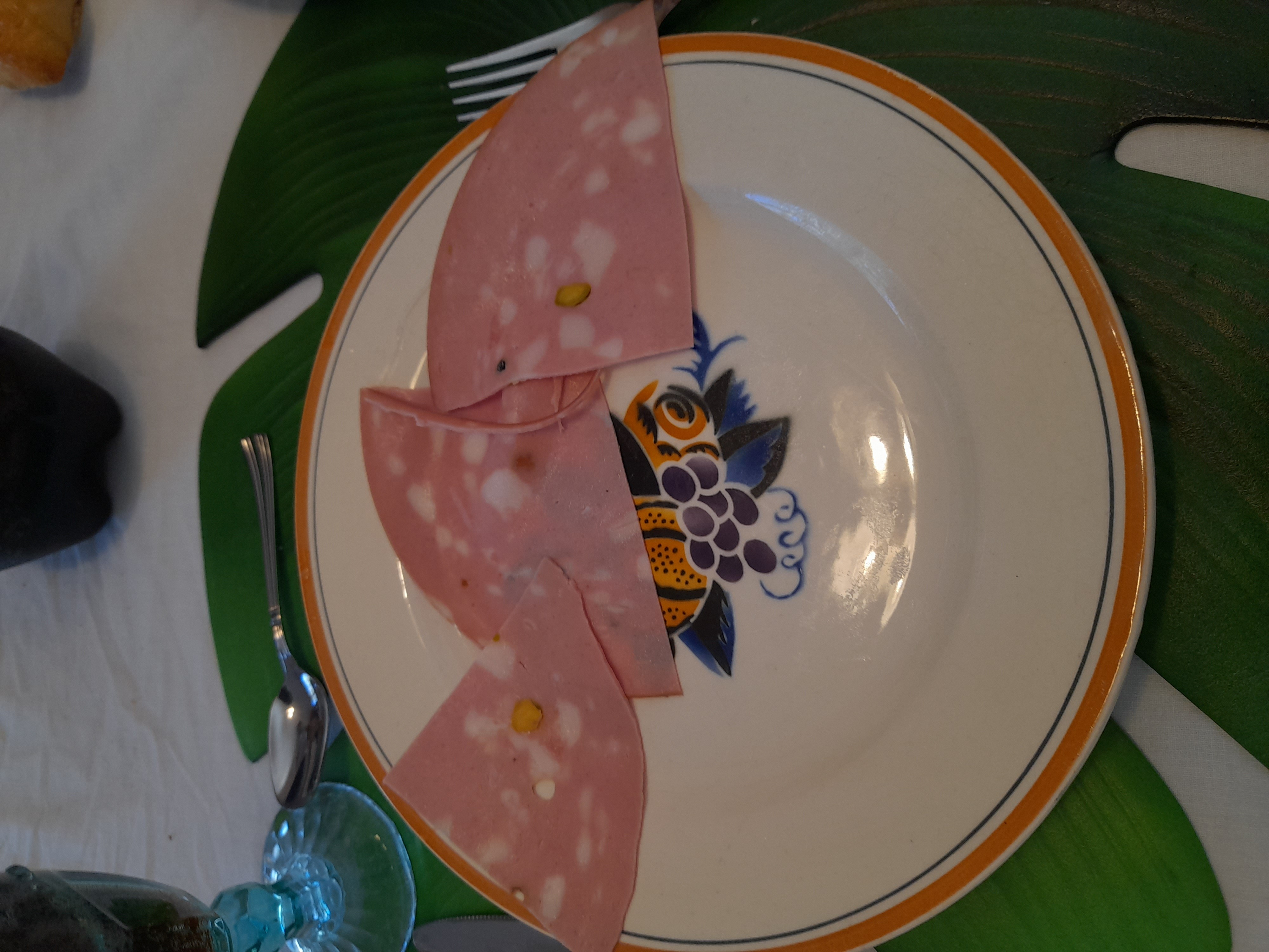 Tranches de mortadelle